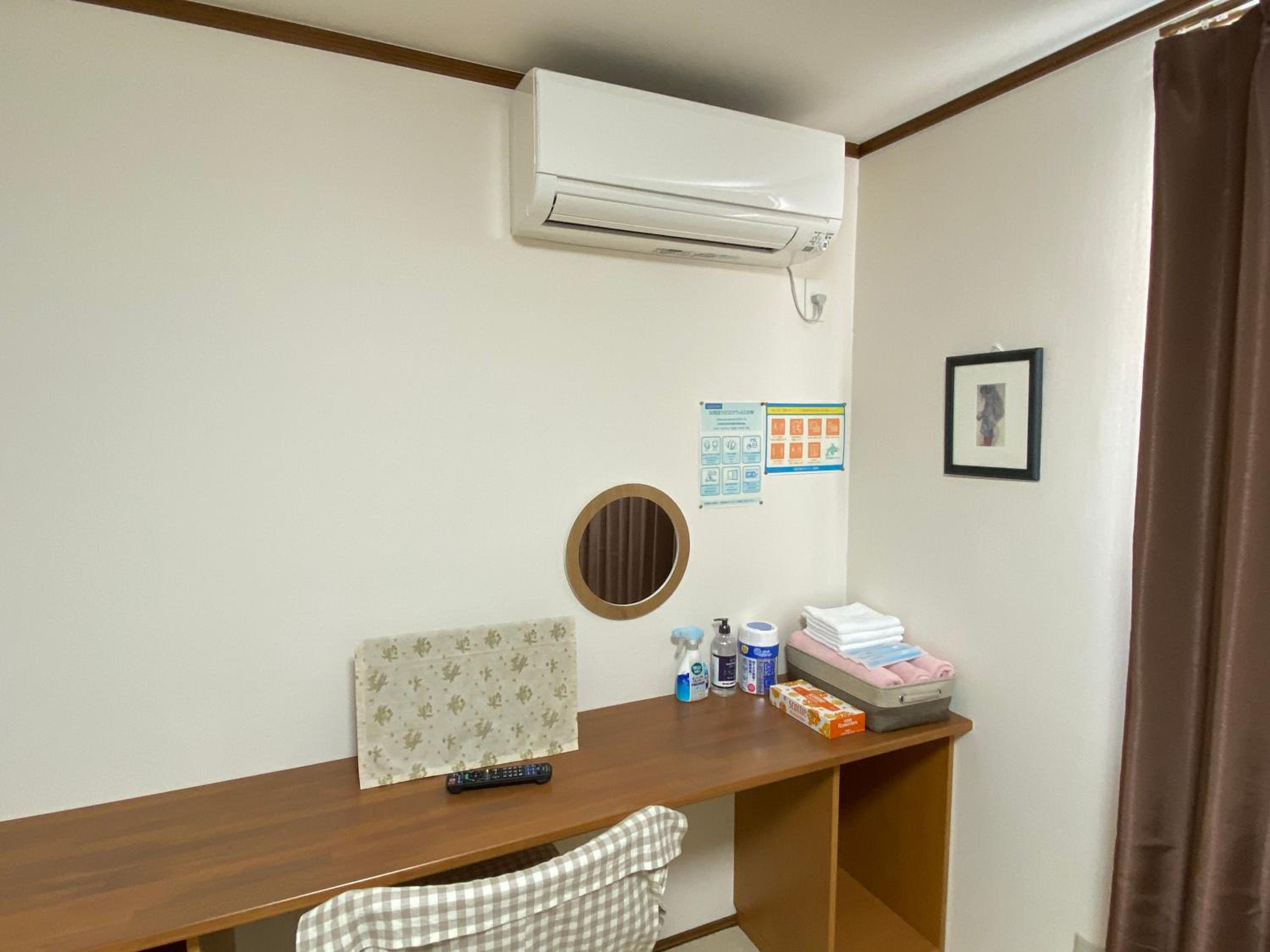 Triple Room with Shared Bathroom photo 3