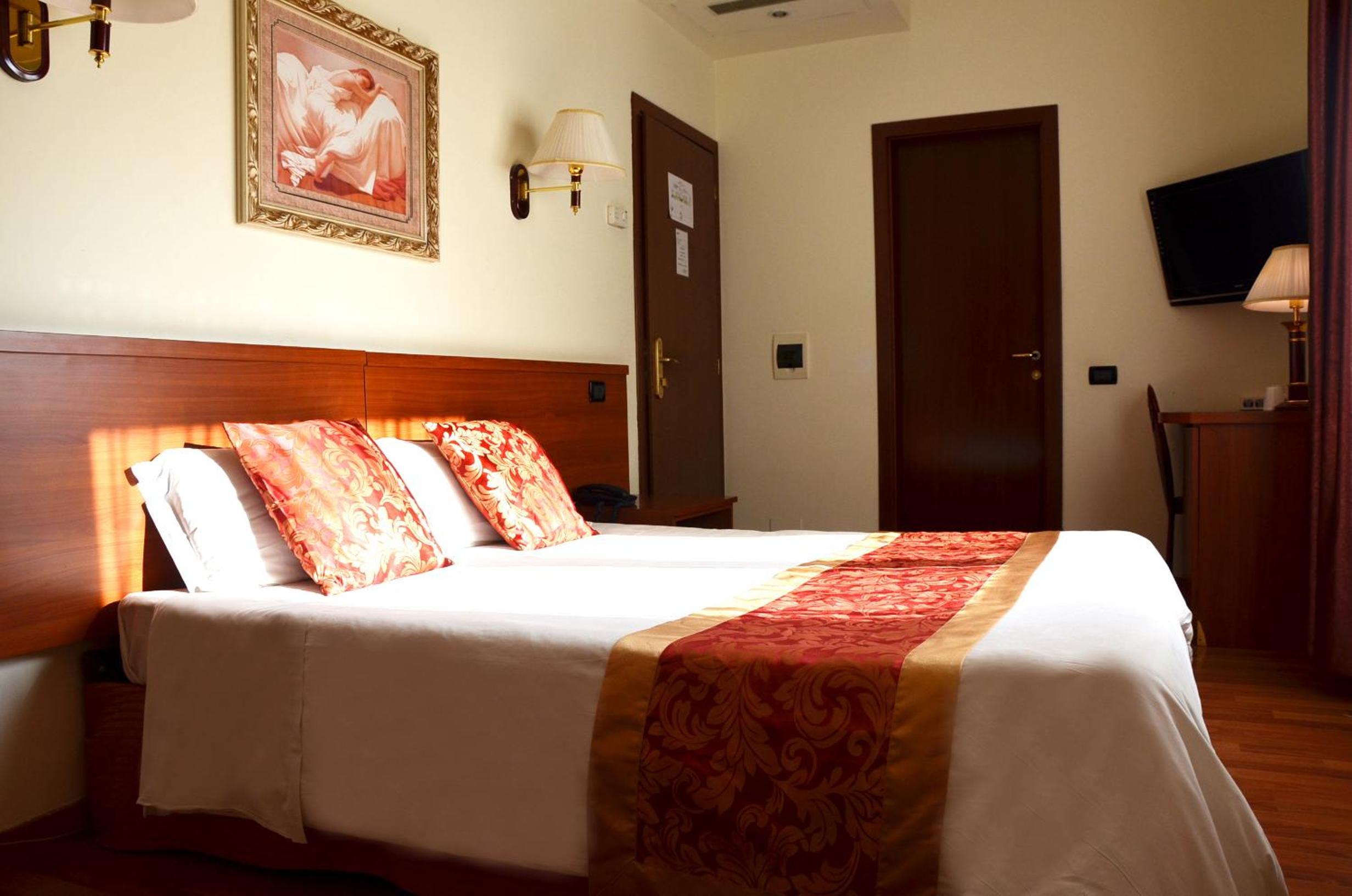 Double Room photo 3
