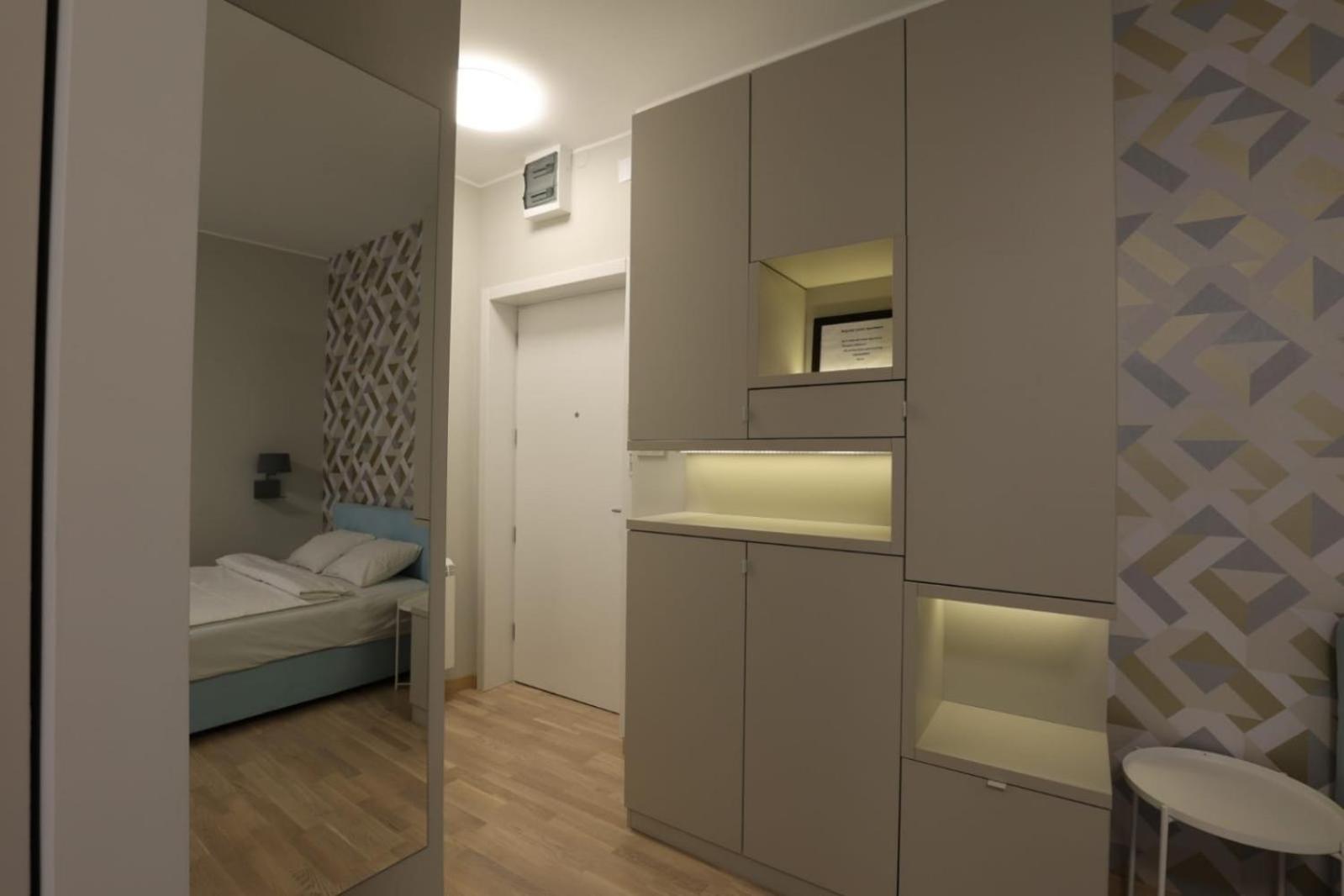 One-Bedroom Apartment - Photo 7