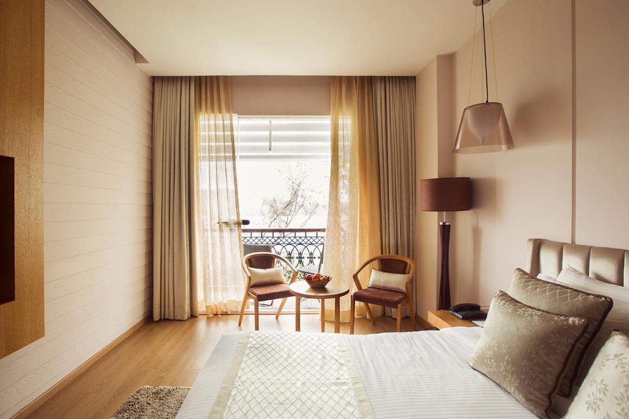 Deluxe Double Room - Photo 10