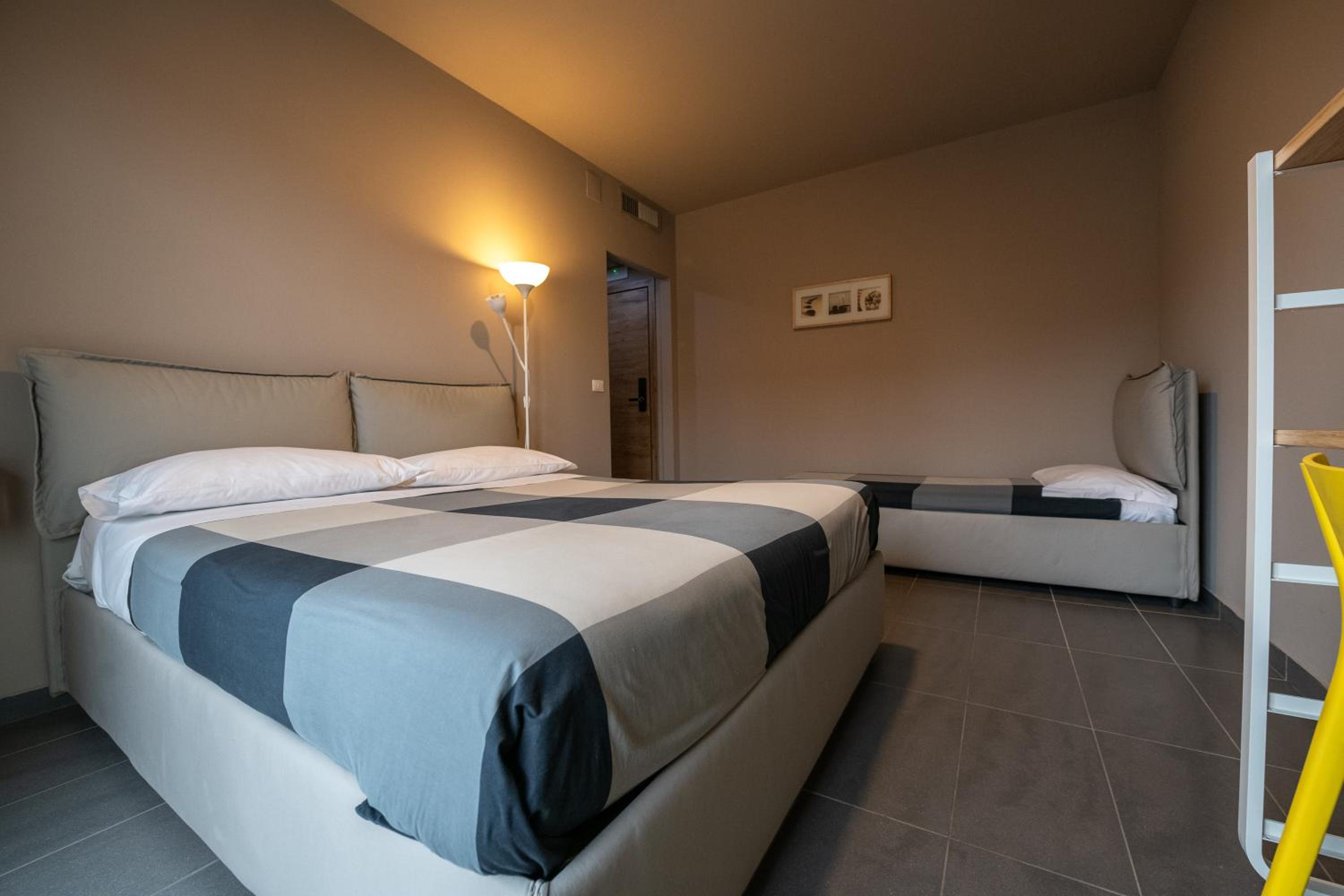 Superior Triple Room - Photo 1