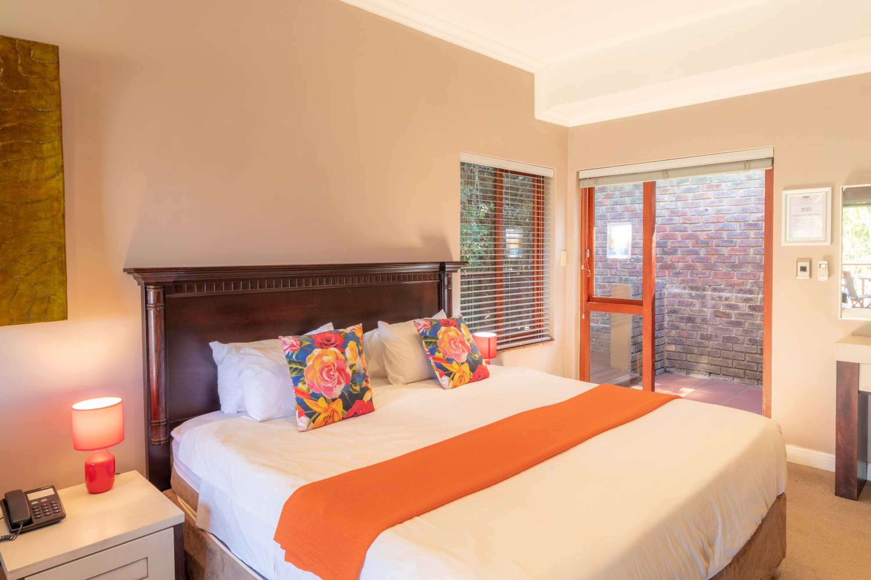 Luxury 1-Bedroom Studio Suite Nr1 - Sea Facing photo 3