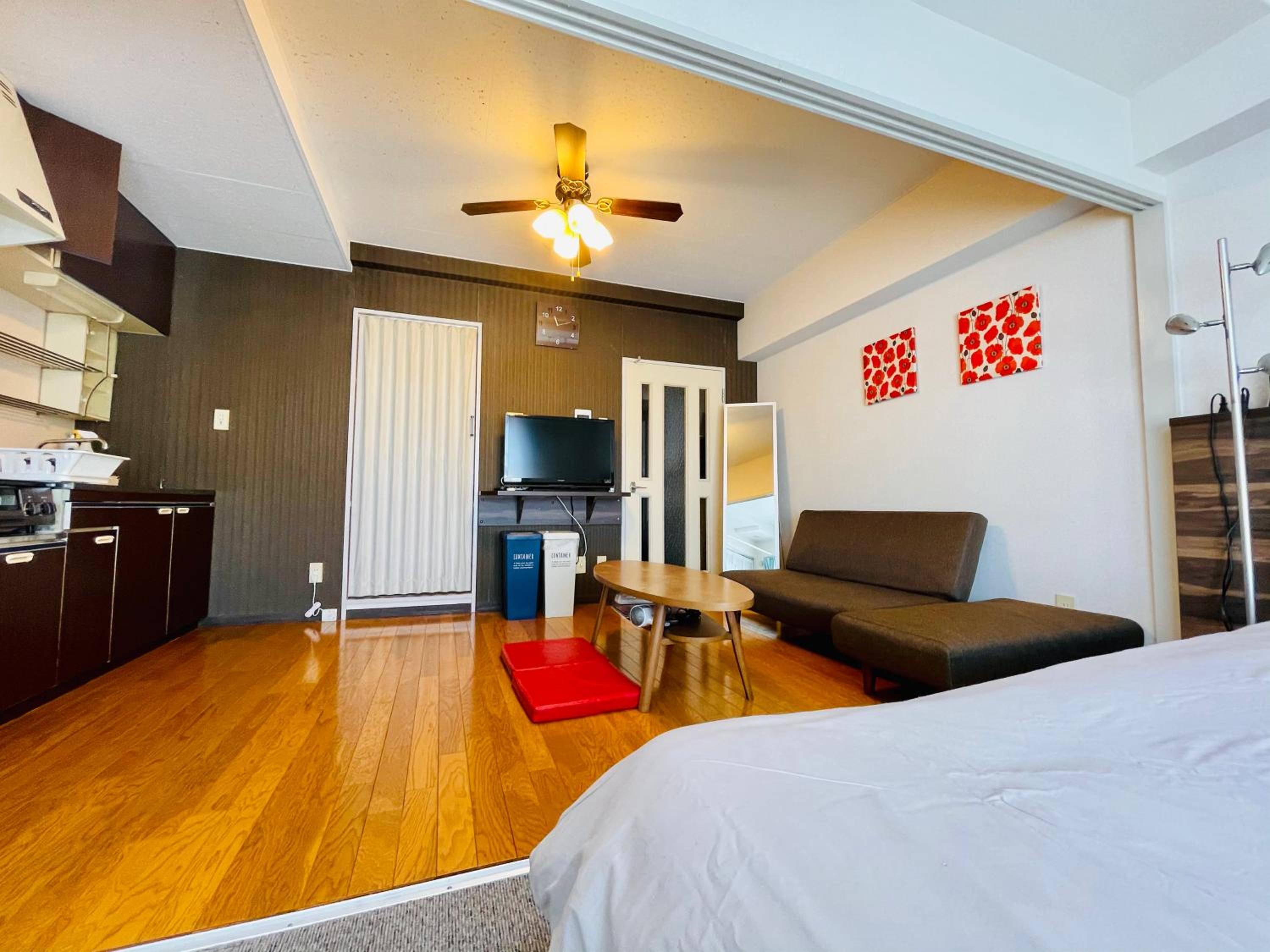 Two-Bedroom Apartment - Photo 19