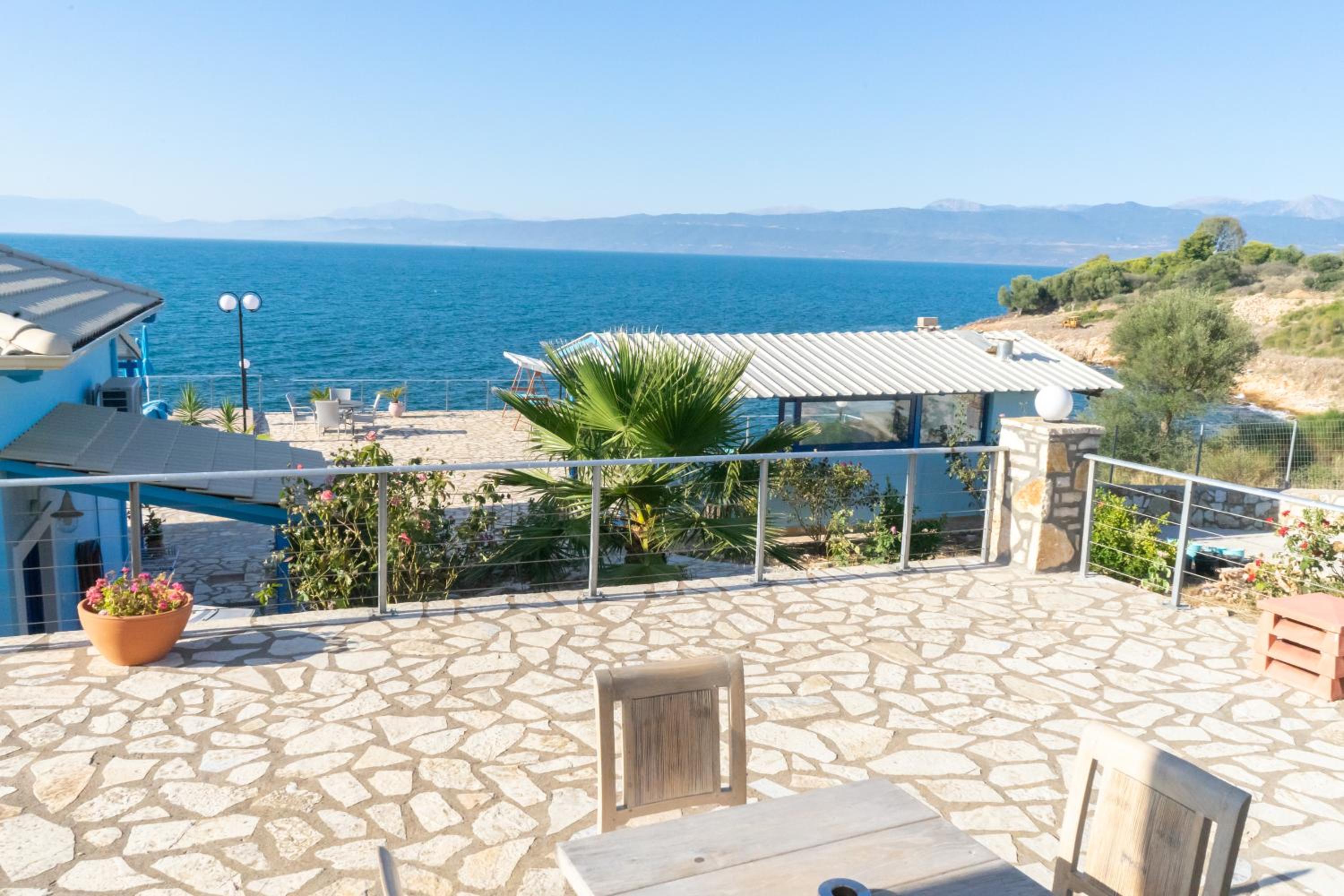 Apartment with Sea View  photo 2