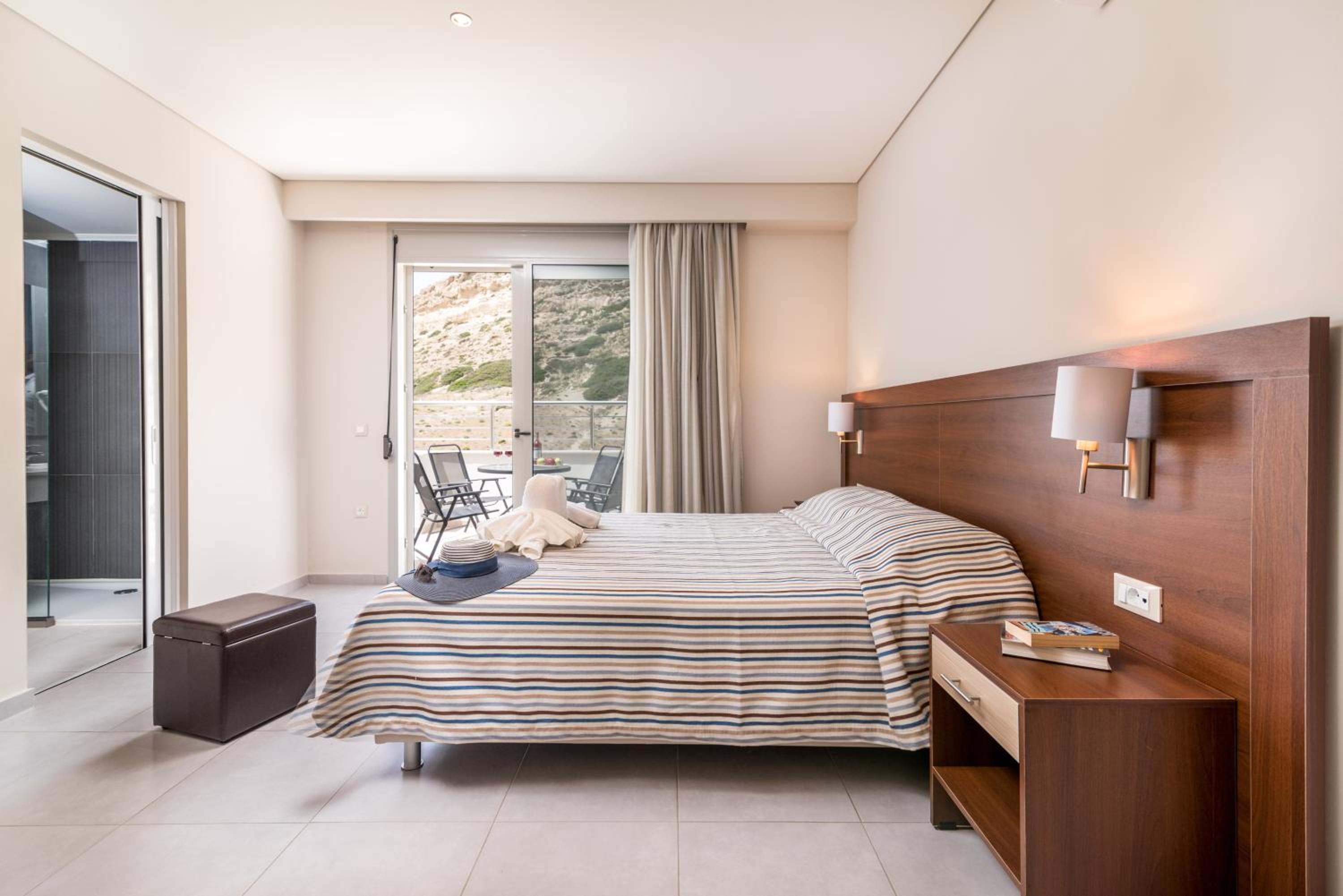 Superior Quadruple Room (Family-Open Plan) photo 3