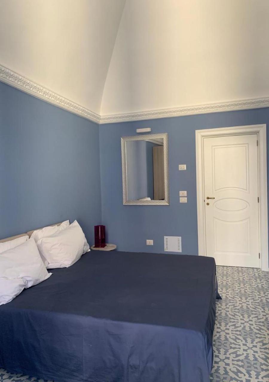 Double or Twin Room with Private Bathroom photo 2