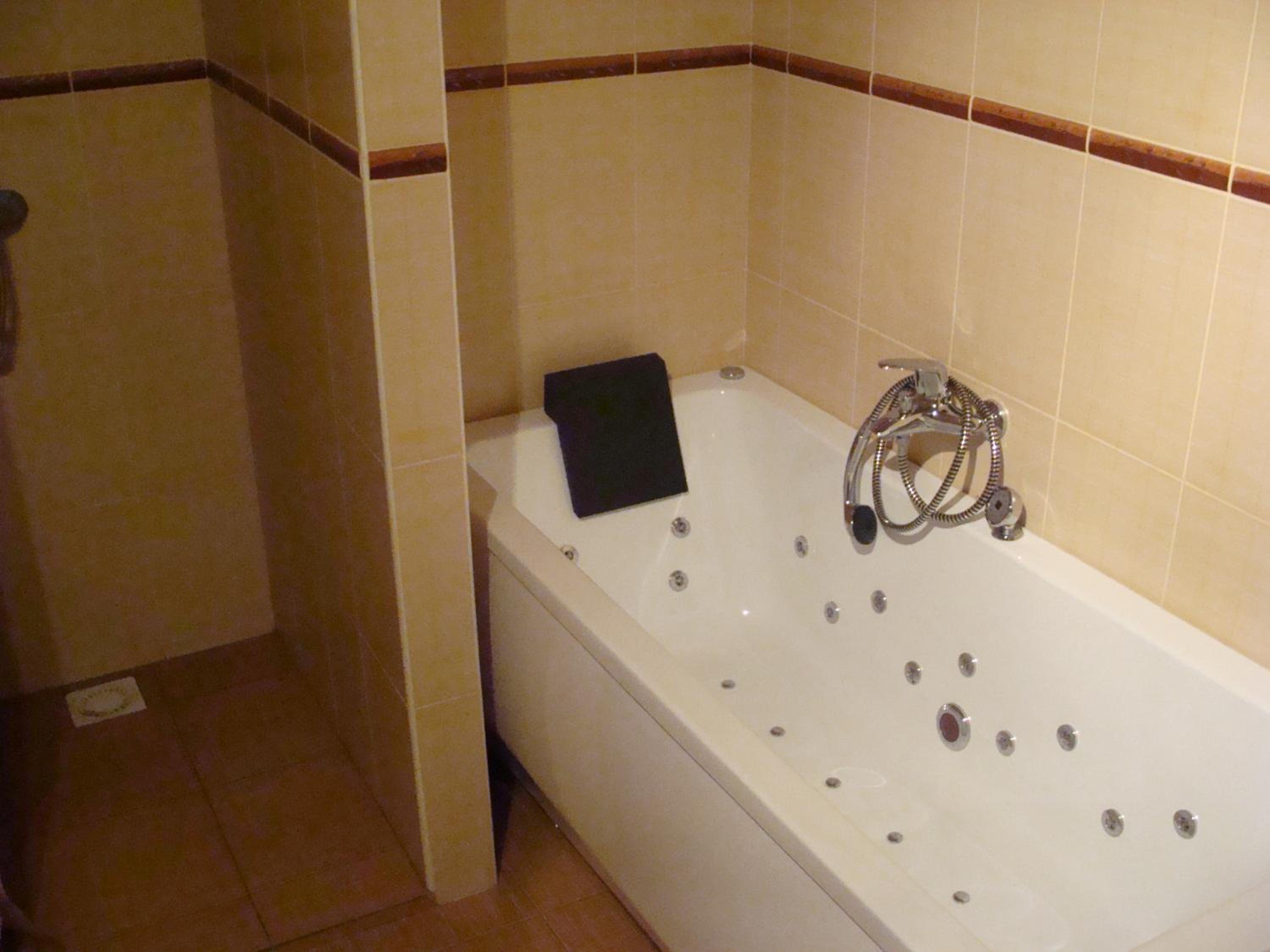 Apartment - Ground Floor - Photo 6