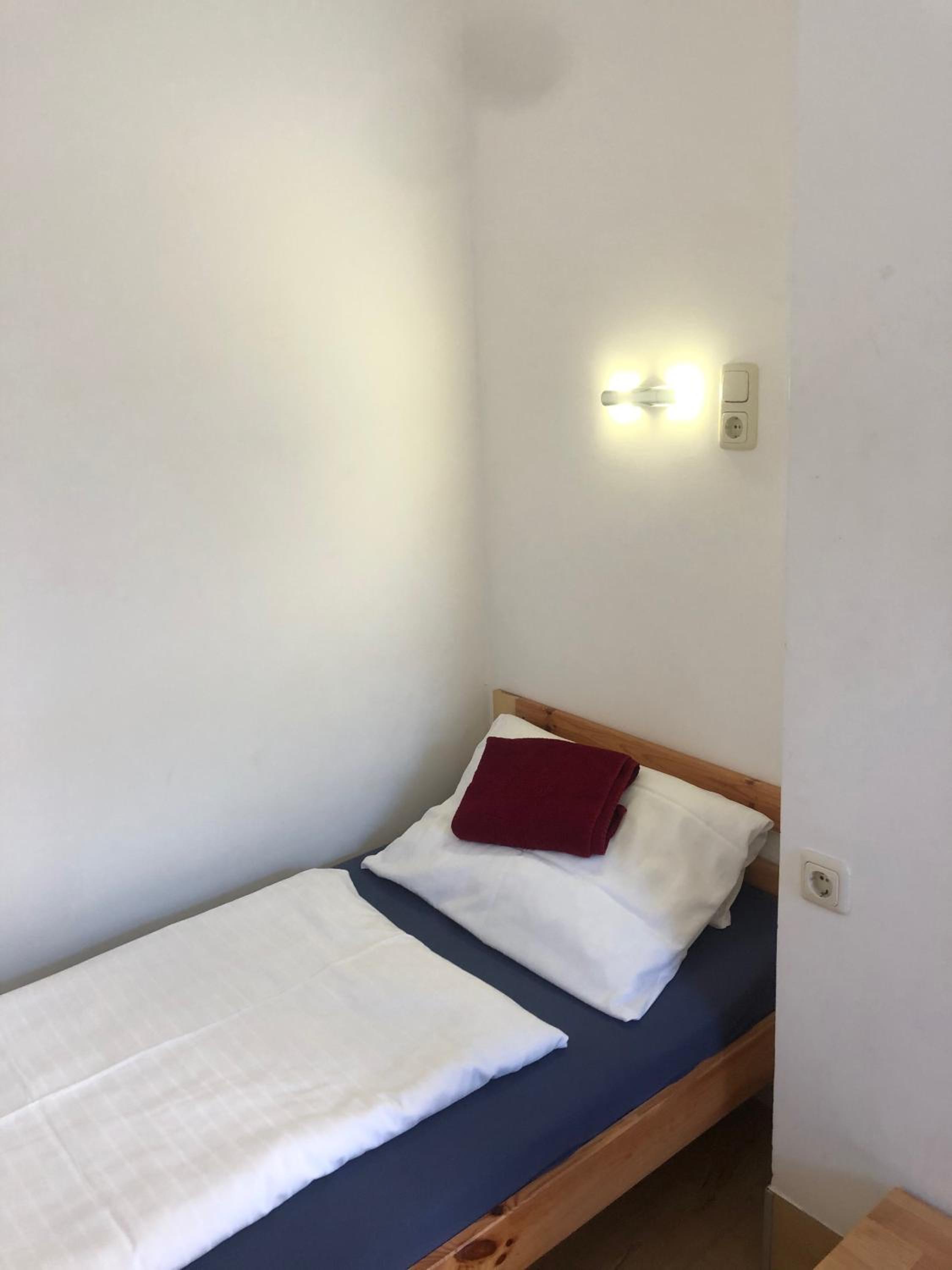 Twin Room with Shared Toilet and Shower