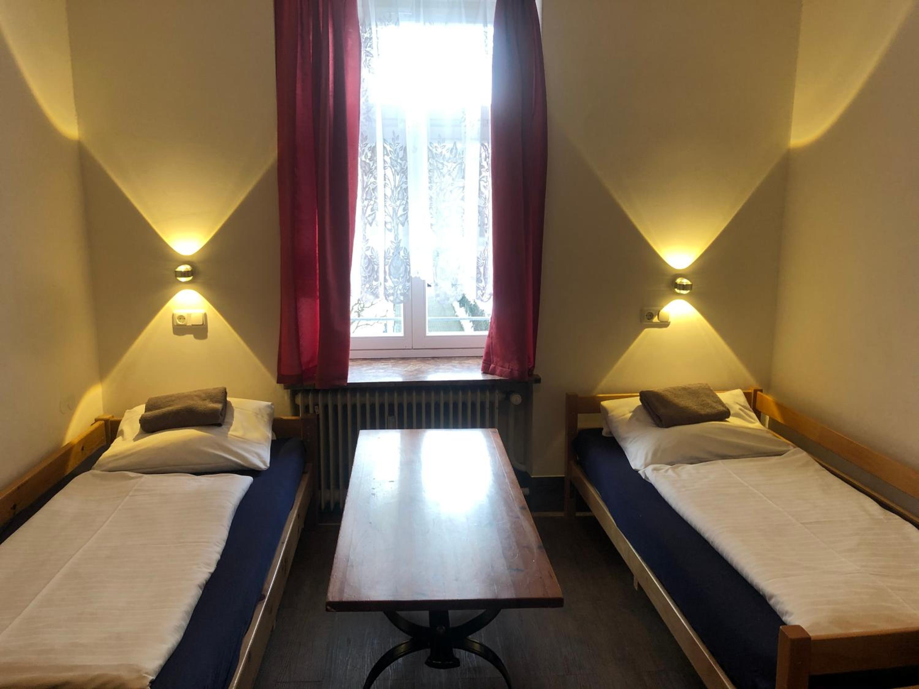 Triple Room with shared toilet and shower