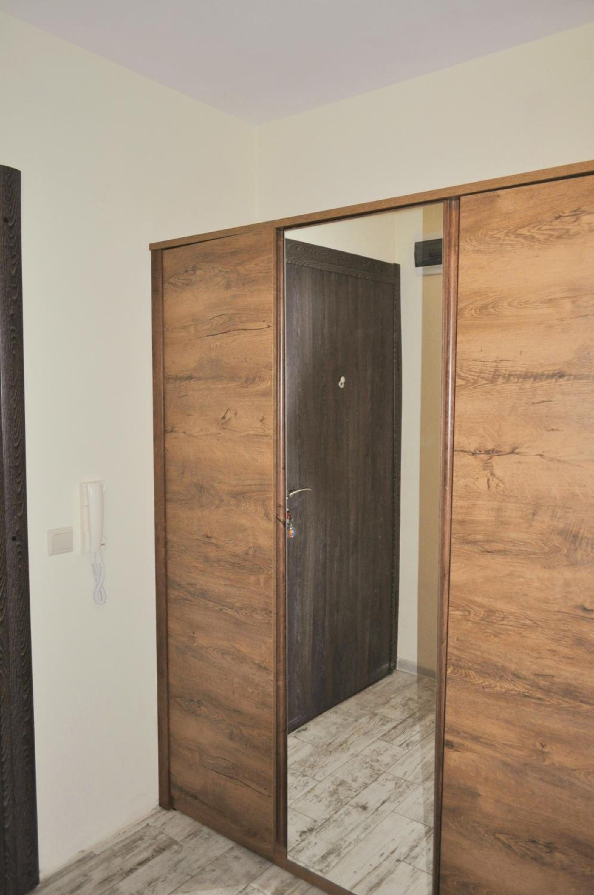 One-Bedroom Apartment - Photo 25