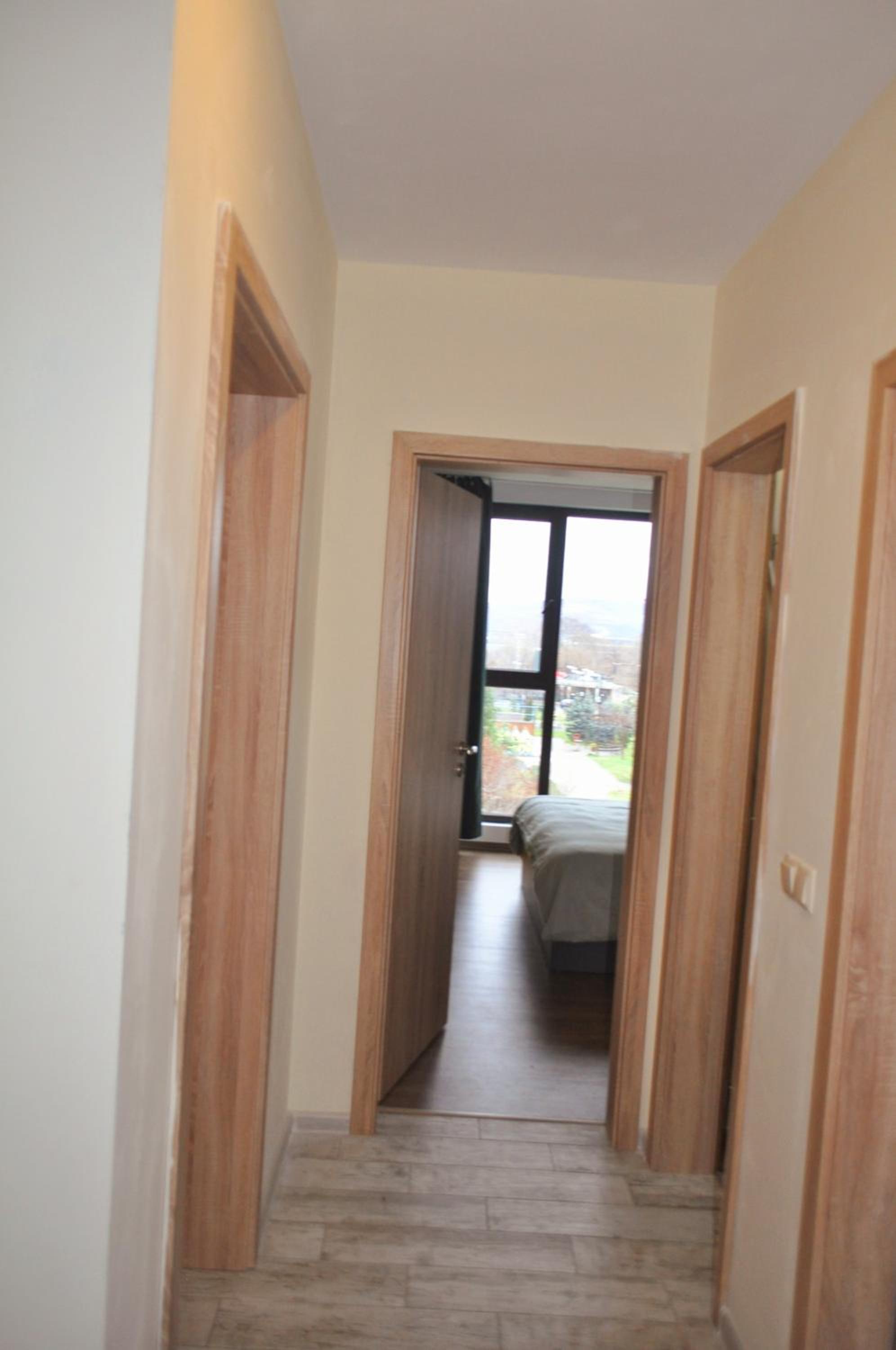 One-Bedroom Apartment - Photo 17