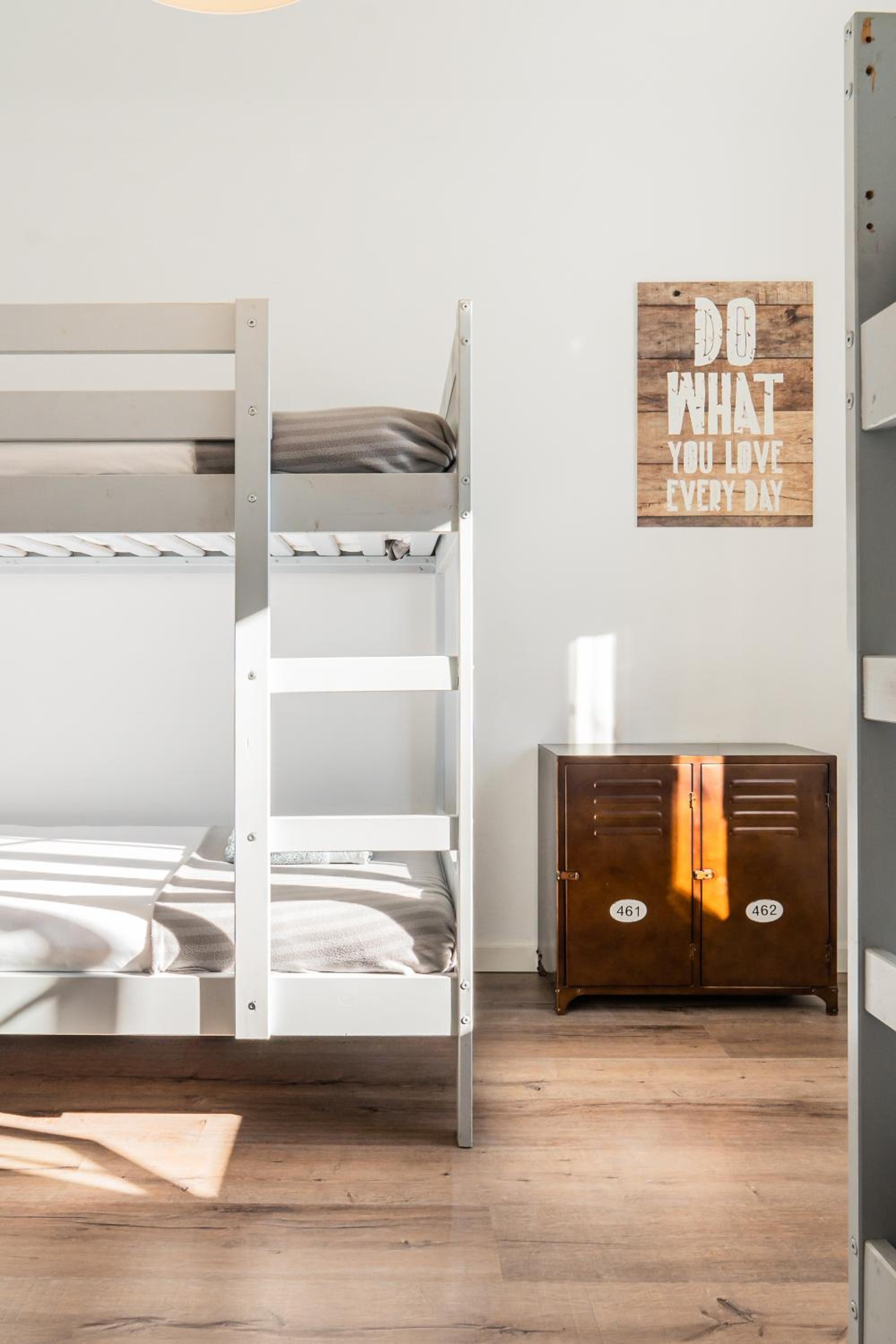 Bed in 4-Bed Mixed Dormitory Room photo 1
