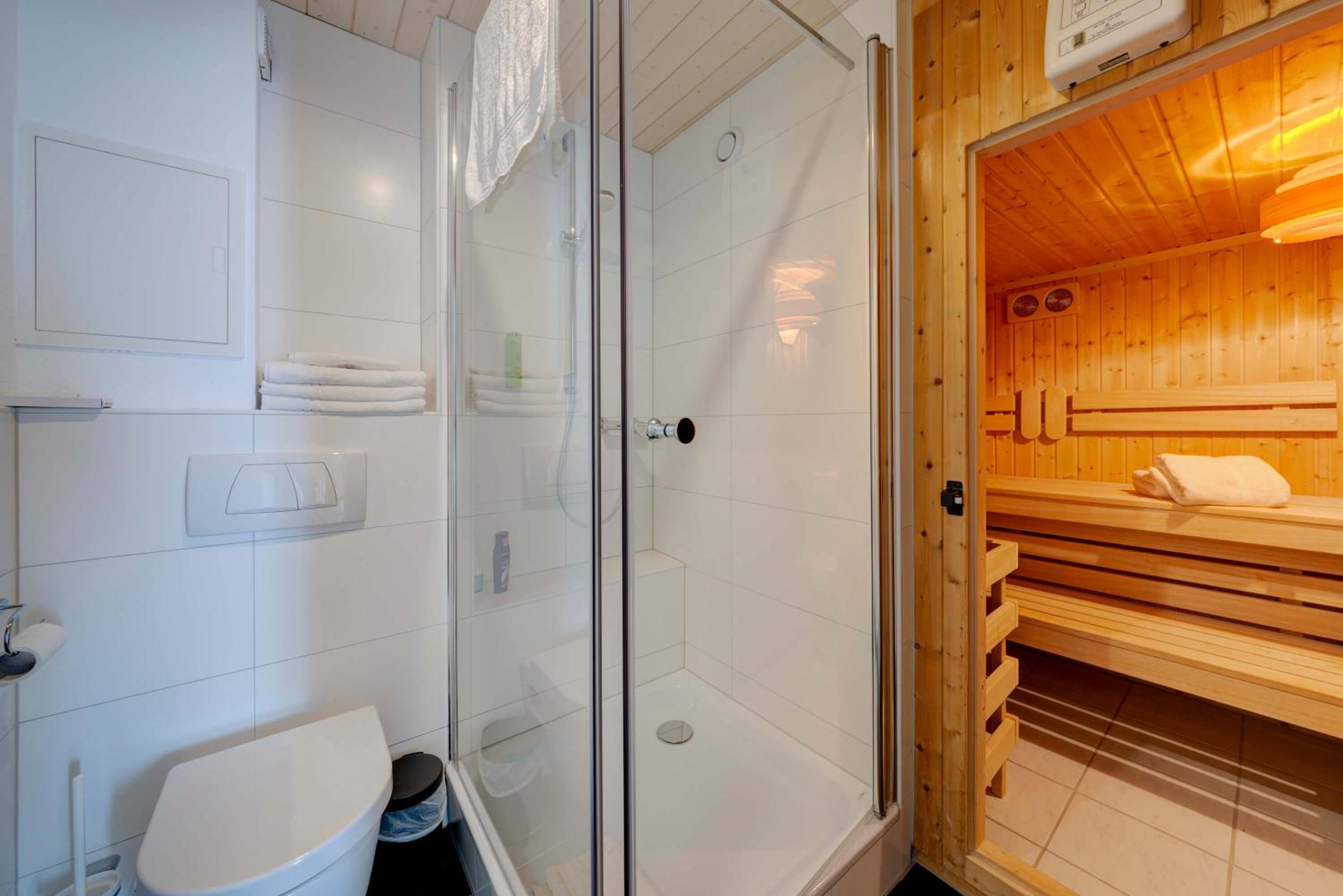 Suite with Sauna - Photo 5