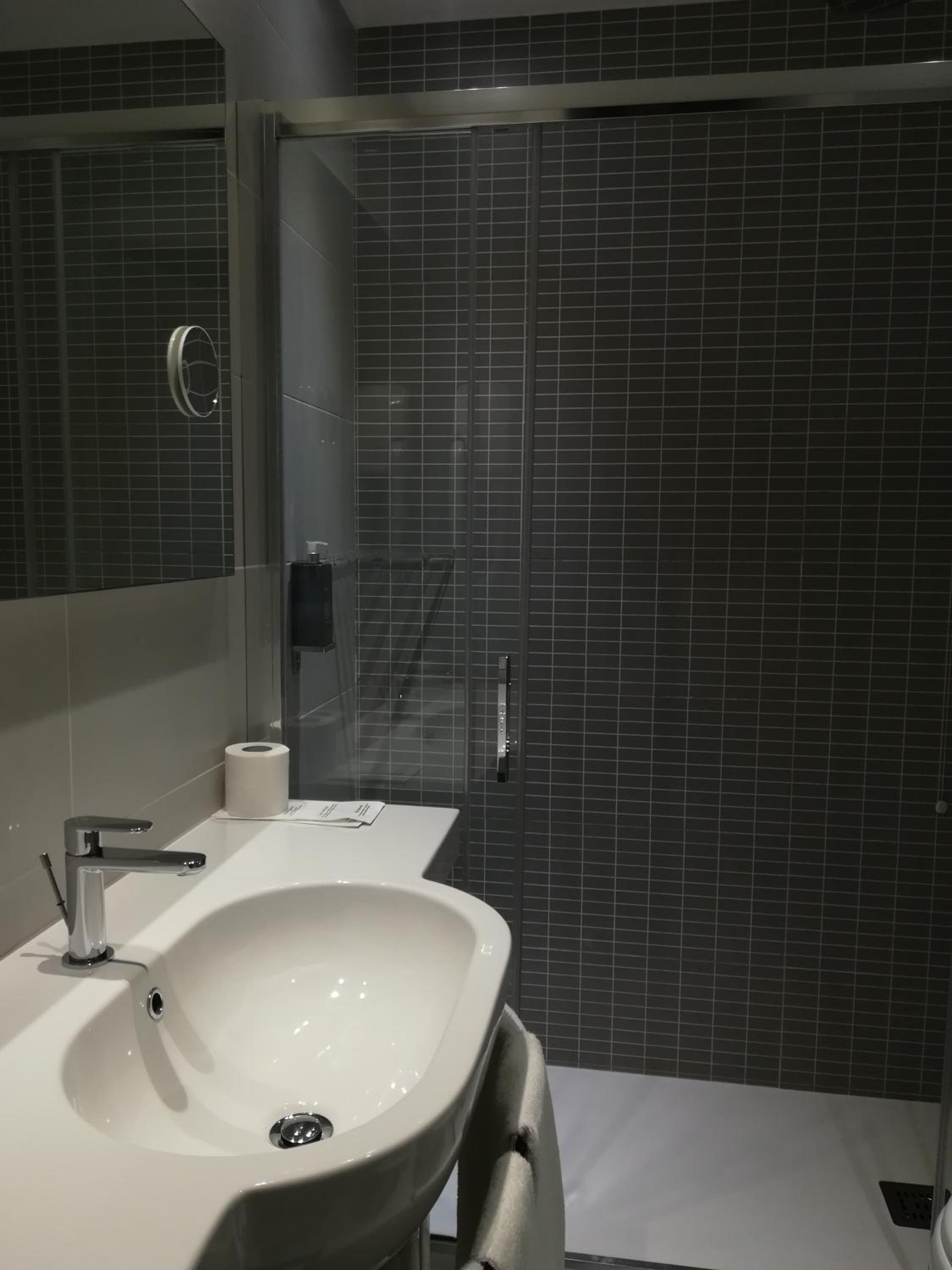 Double Room (1 Adult) photo 3