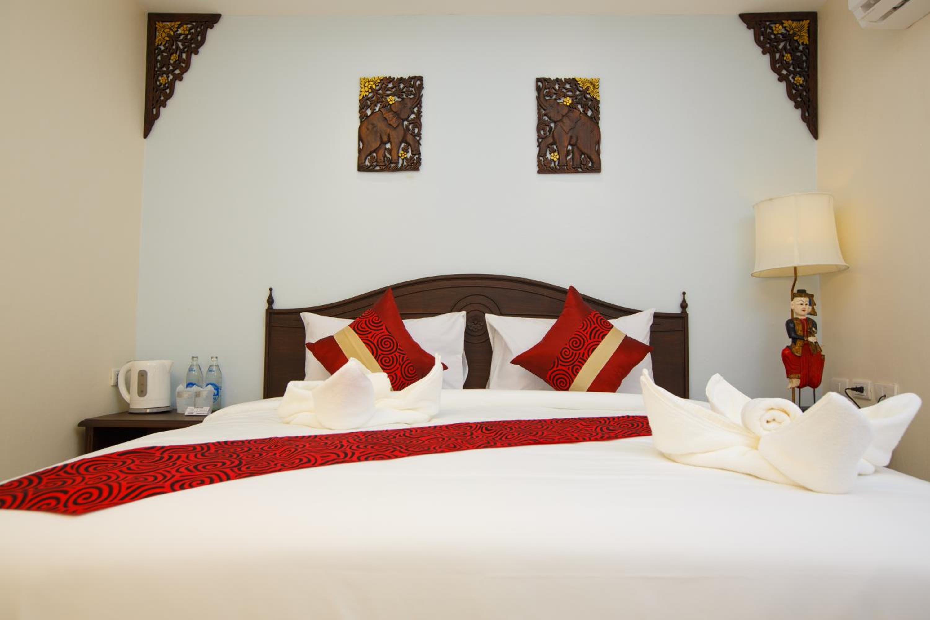 Standard Double or Twin Room photo 2