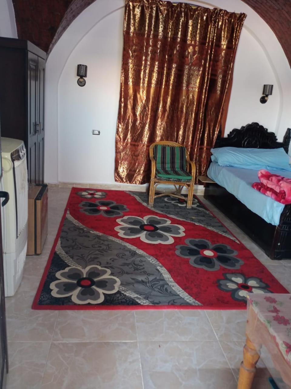Deluxe King Room - Photo 12