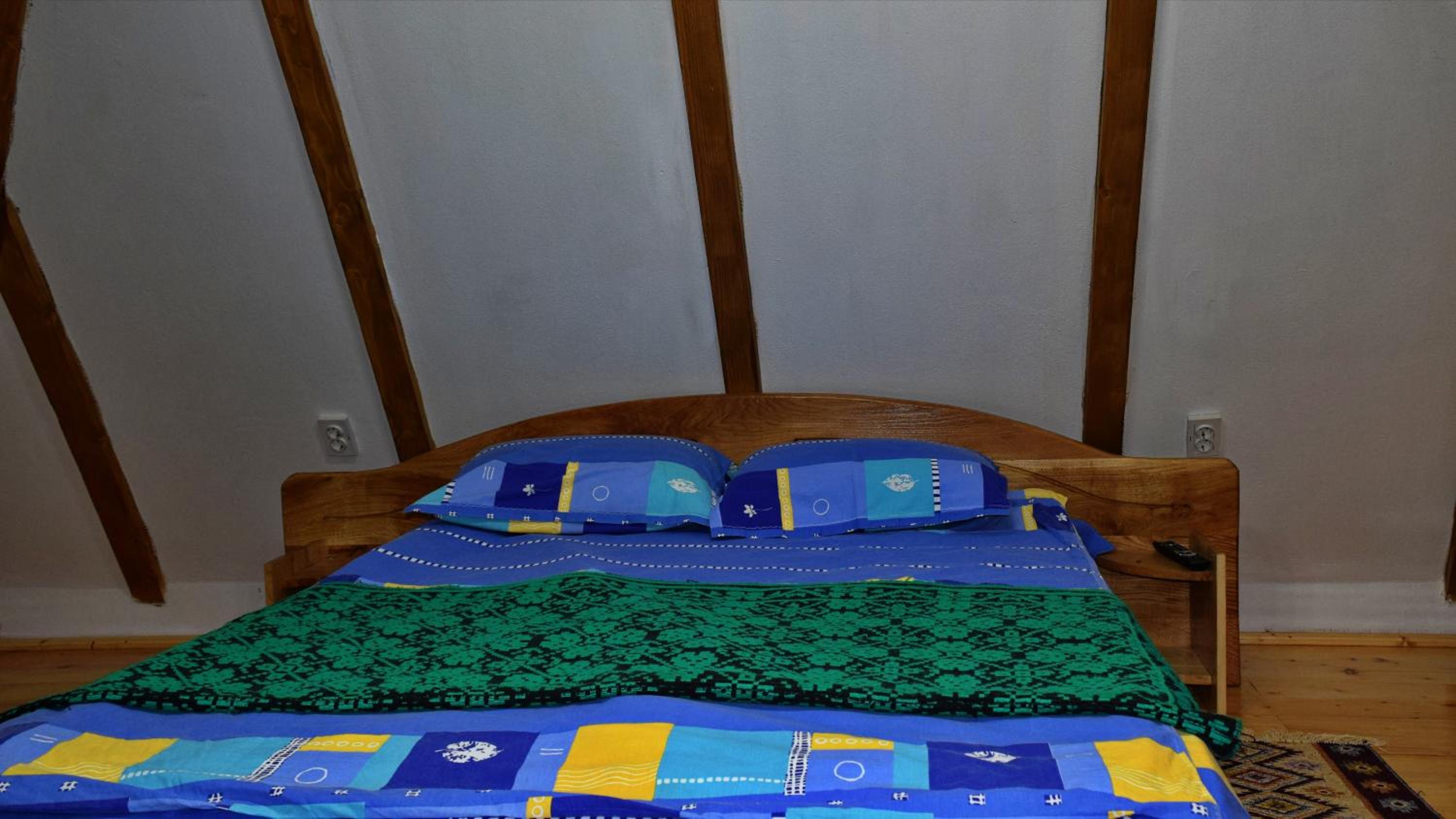 Three-Bedroom House - Photo 29