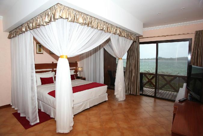 Deluxe Double Room with Balcony and Sea View photo 1