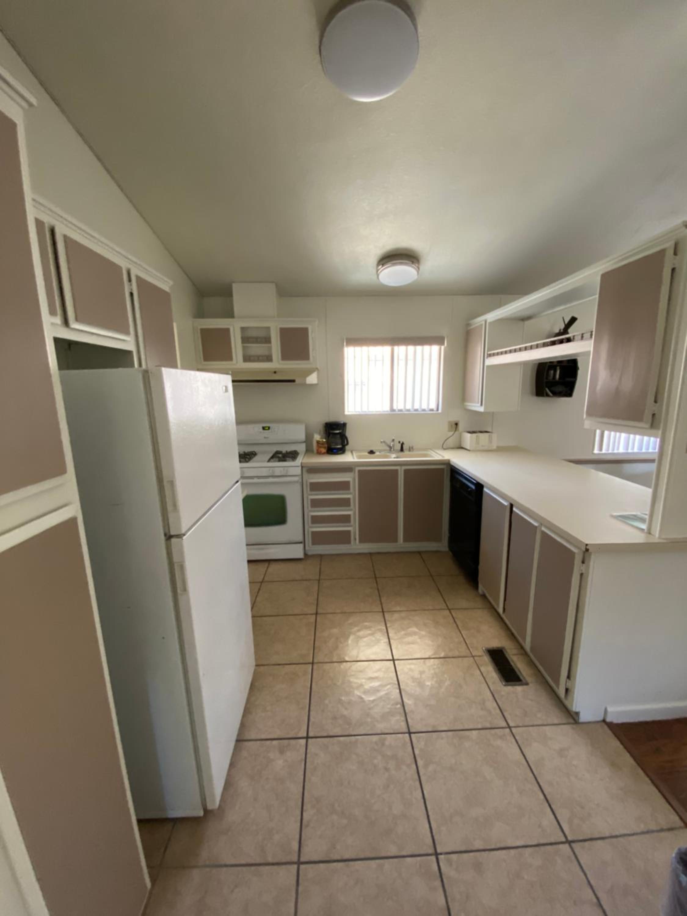 Mobile Home photo 2