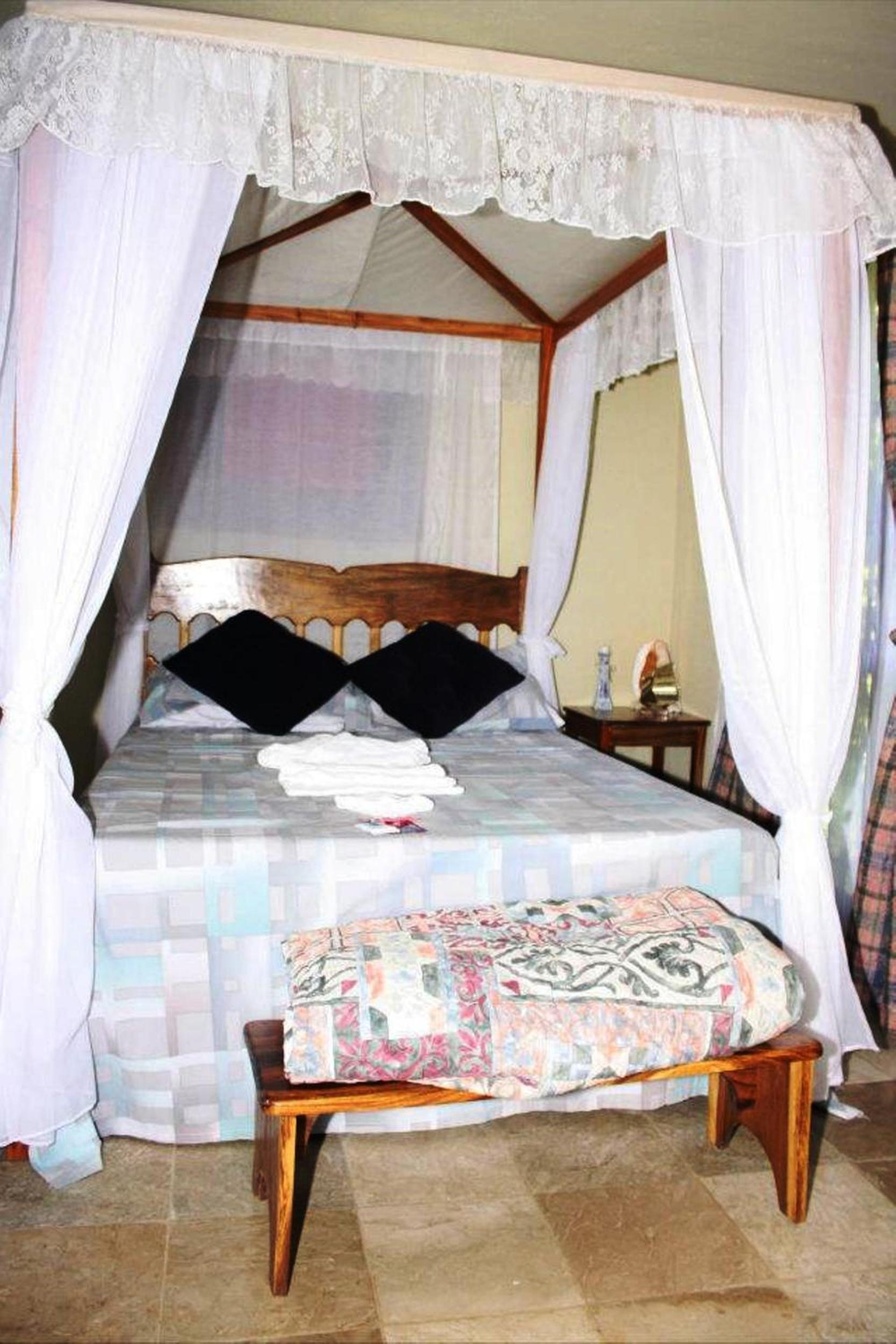 Villa photo 3