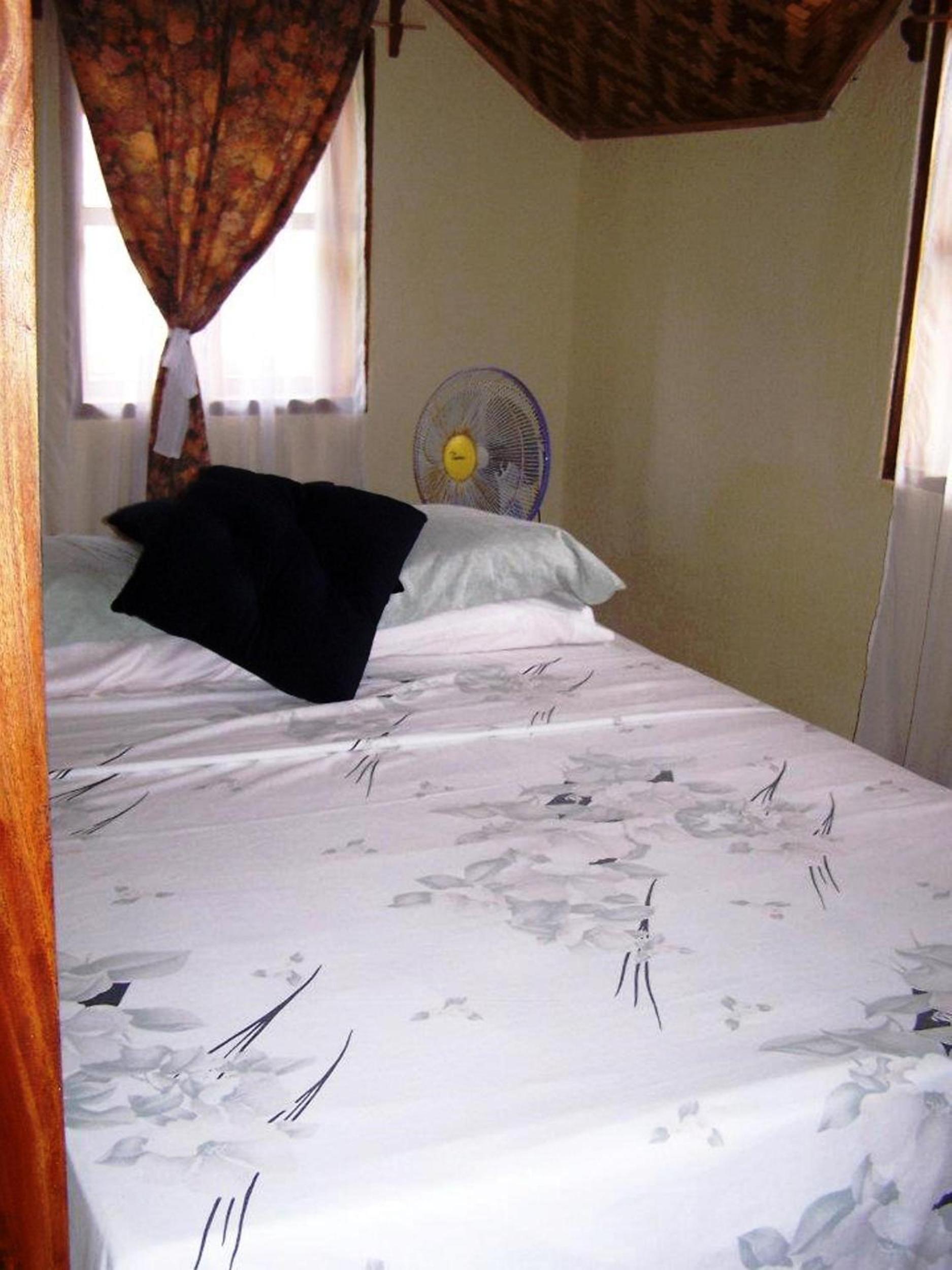 Villa photo 2