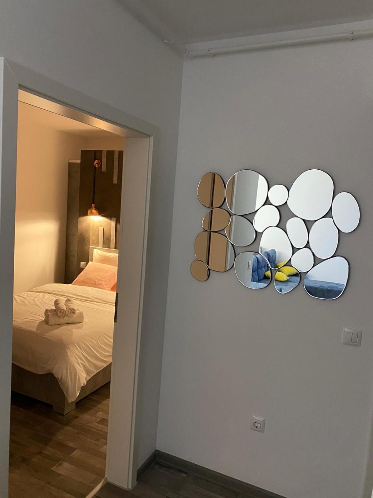 One-Bedroom Apartment - Photo 17