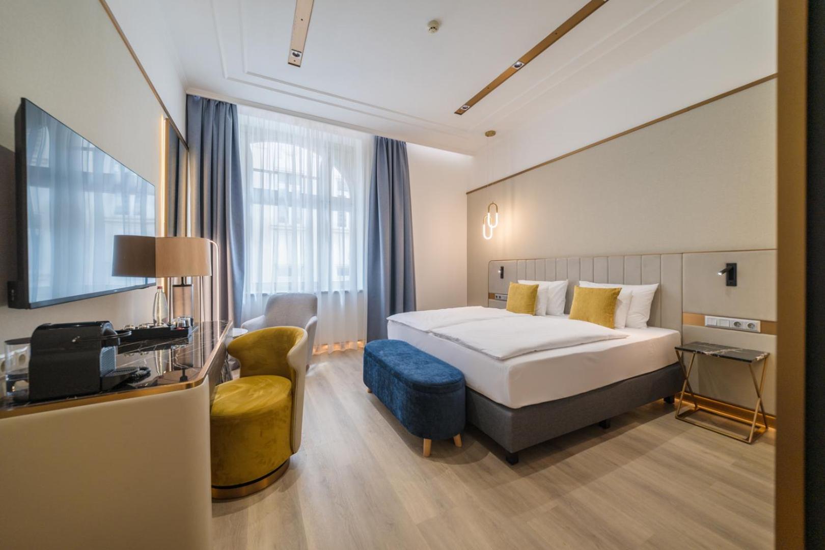 Premium Plus Double Room