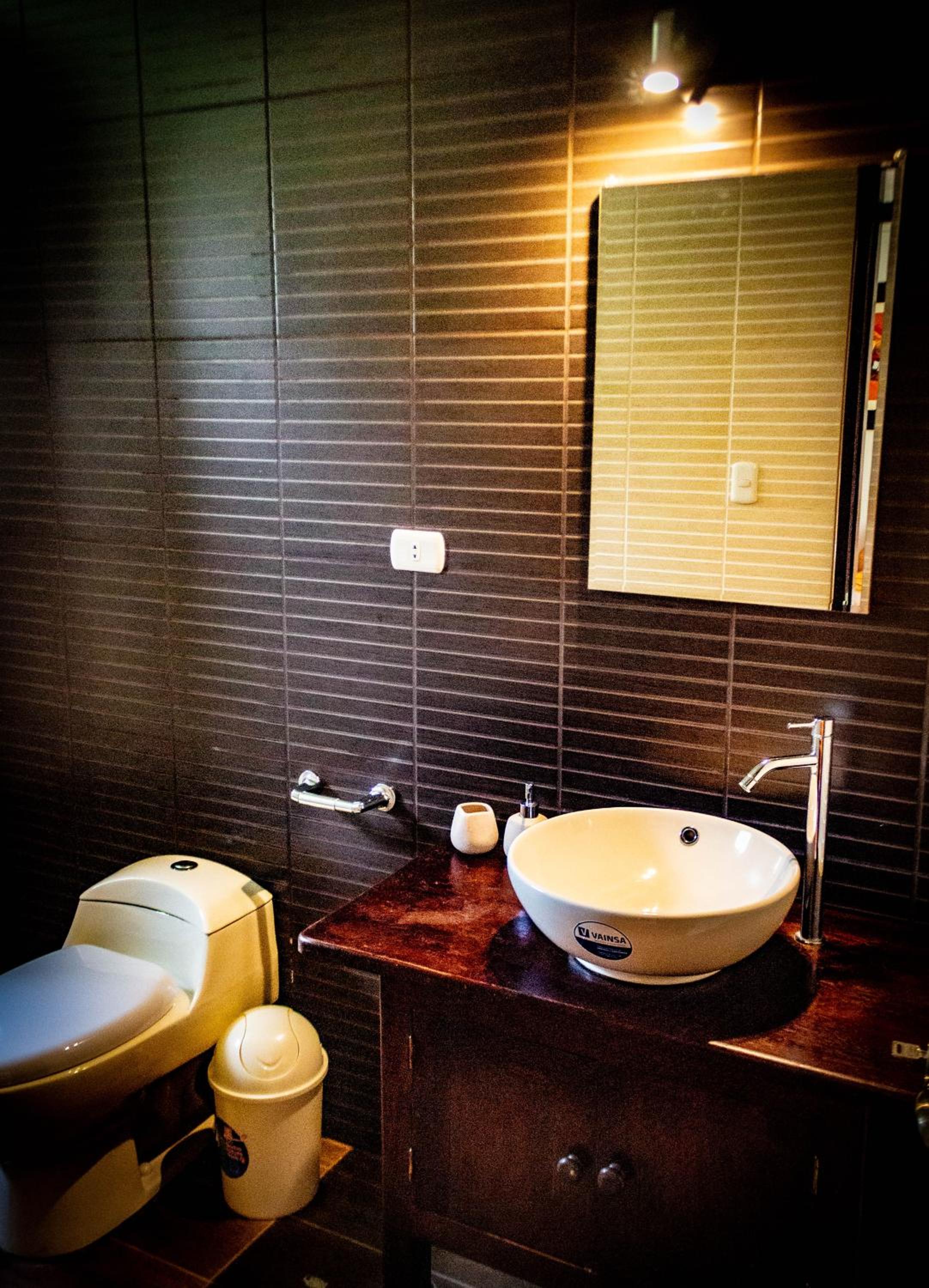 Single Room with Private Bathroom photo 3