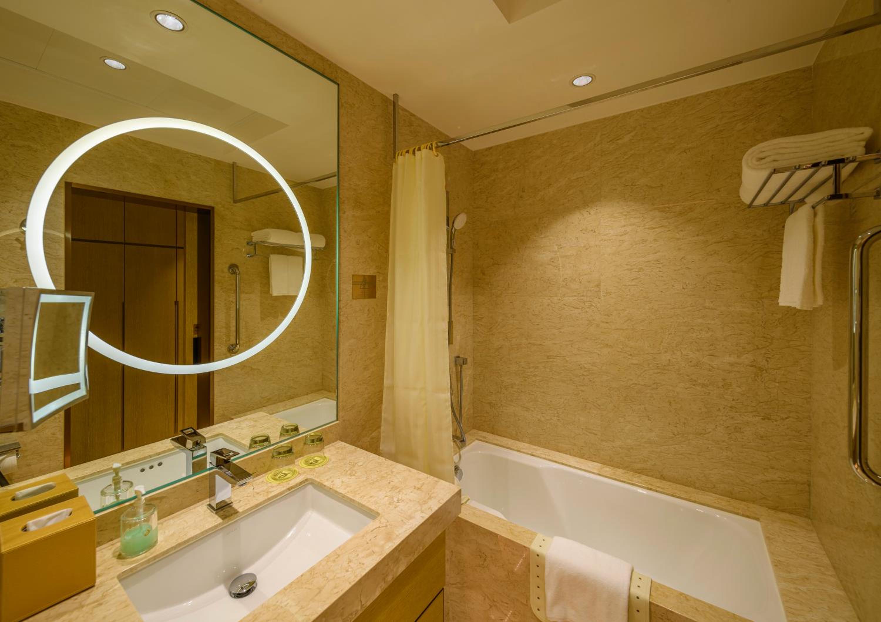 Deluxe Twin Room - Photo 4