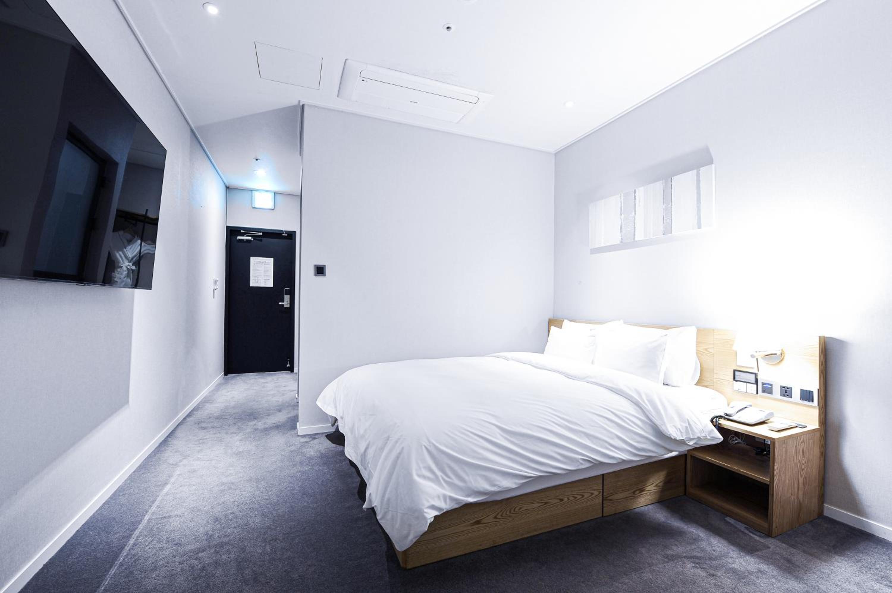 Suite with Sea View - Photo 3