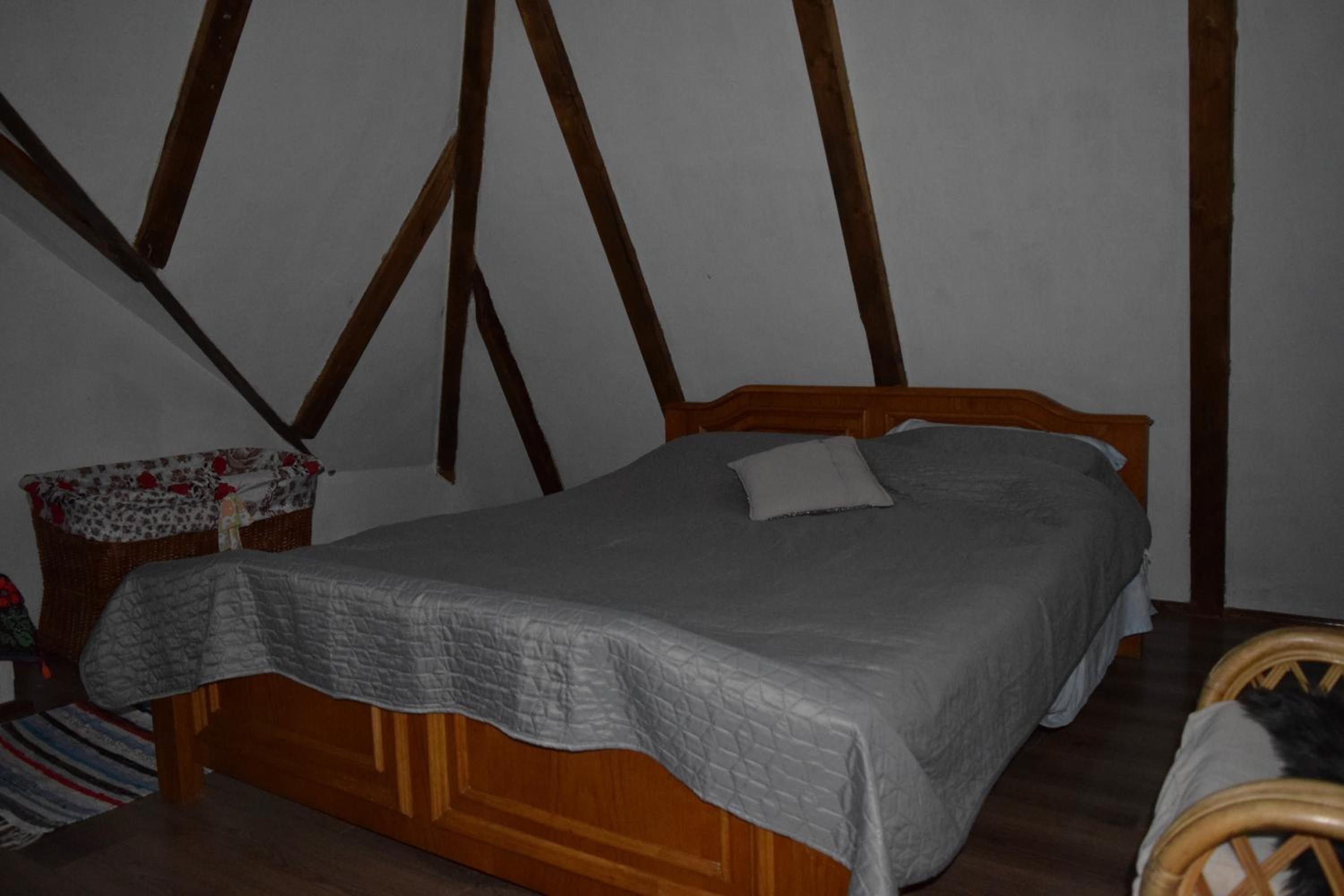 Two-Bedroom House - Photo 32