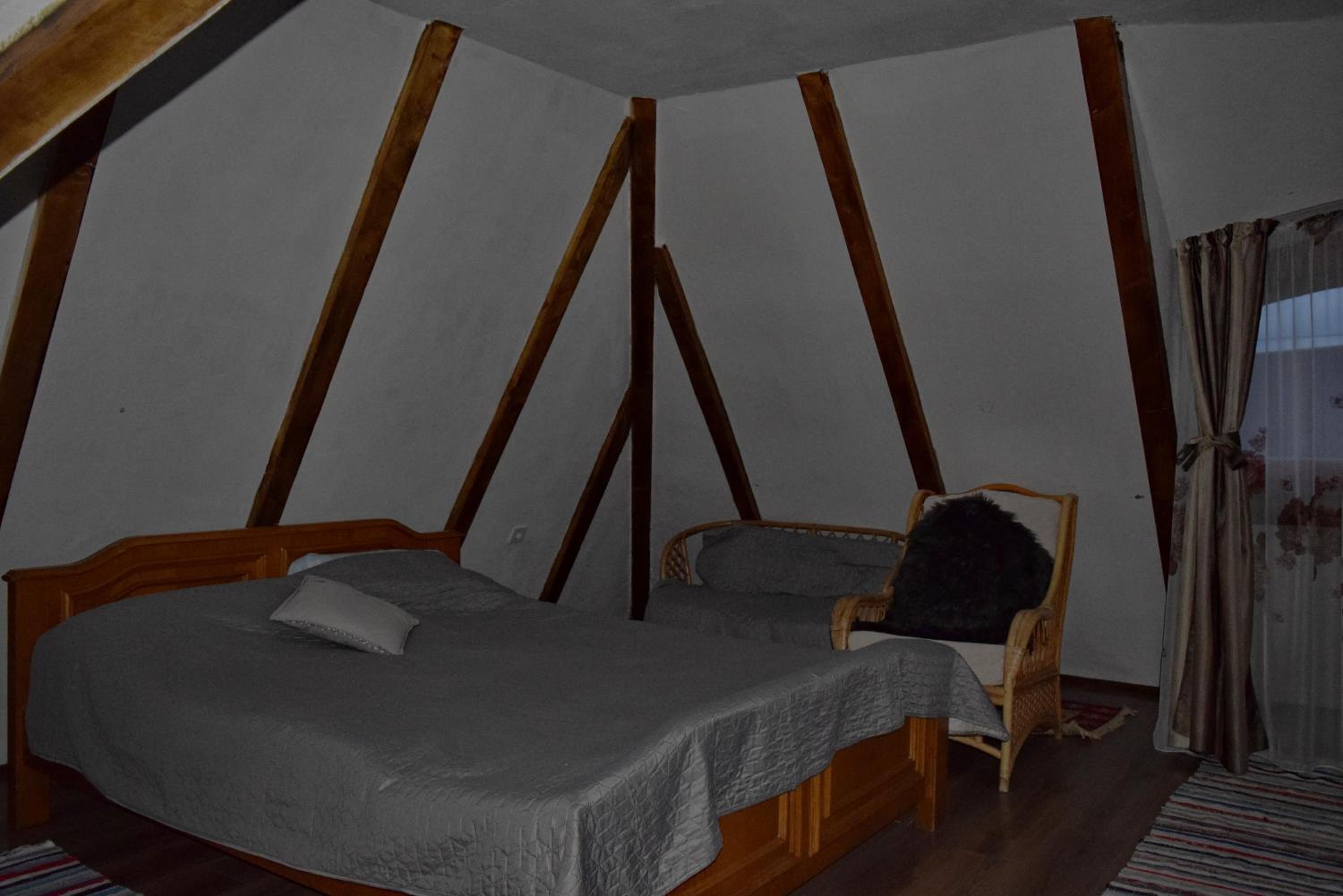 Two-Bedroom House - Photo 28