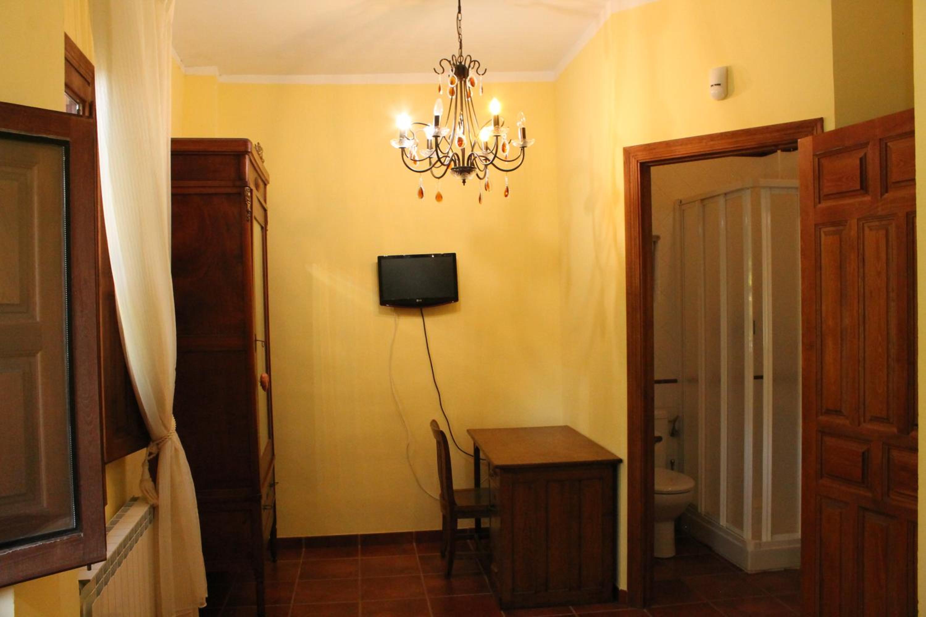 Single Room photo 3