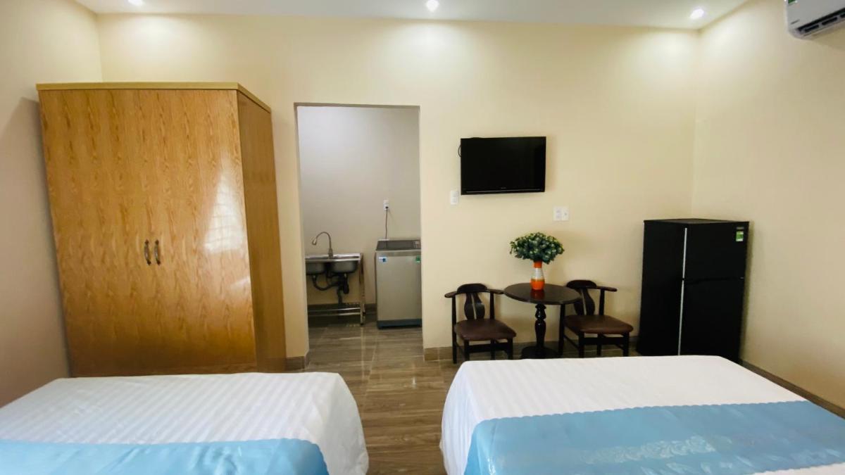 Deluxe Queen Room with Two Queen Beds photo 1