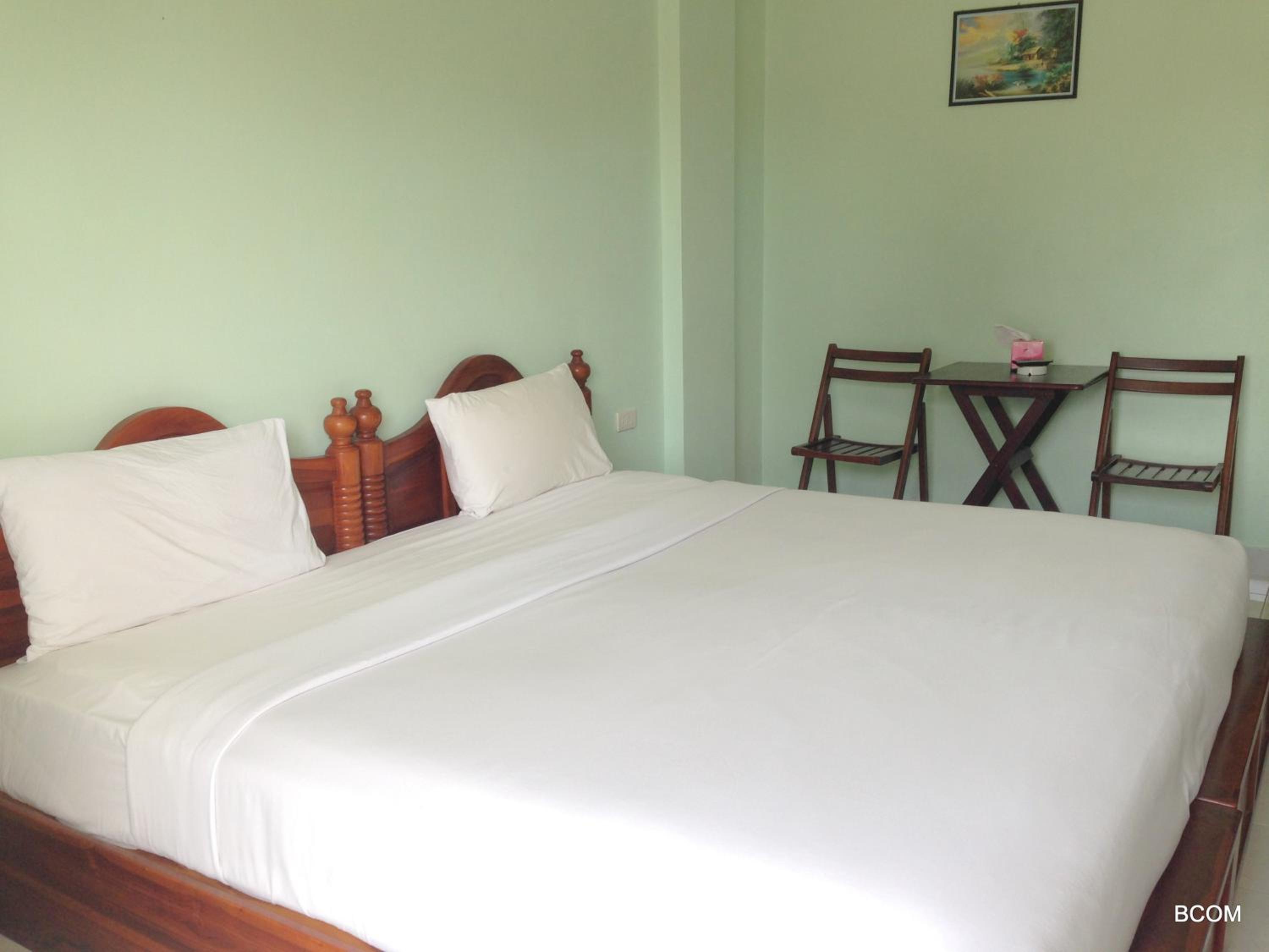Standard Double Room - Photo 6