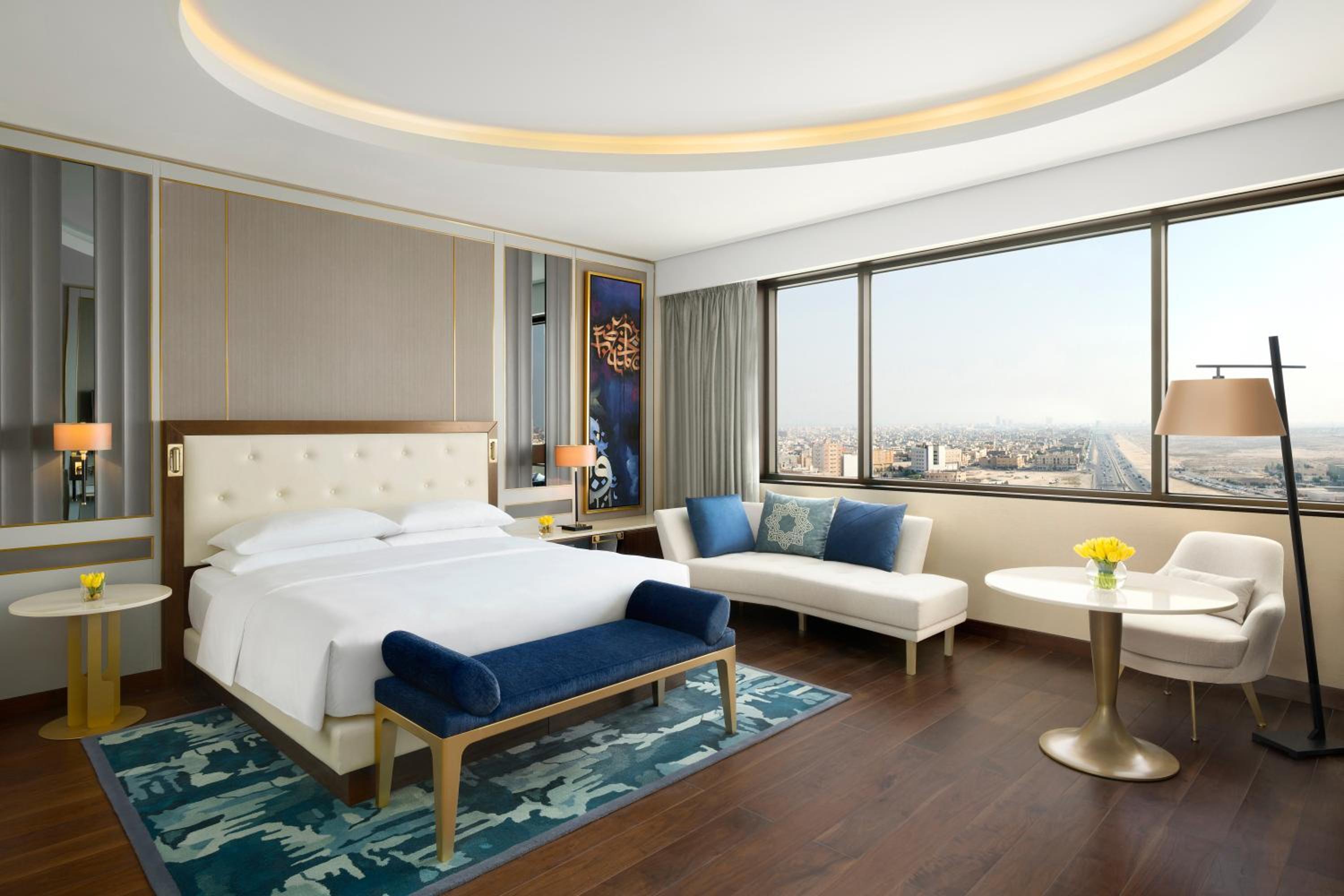 King Room - Club Access - Photo 10