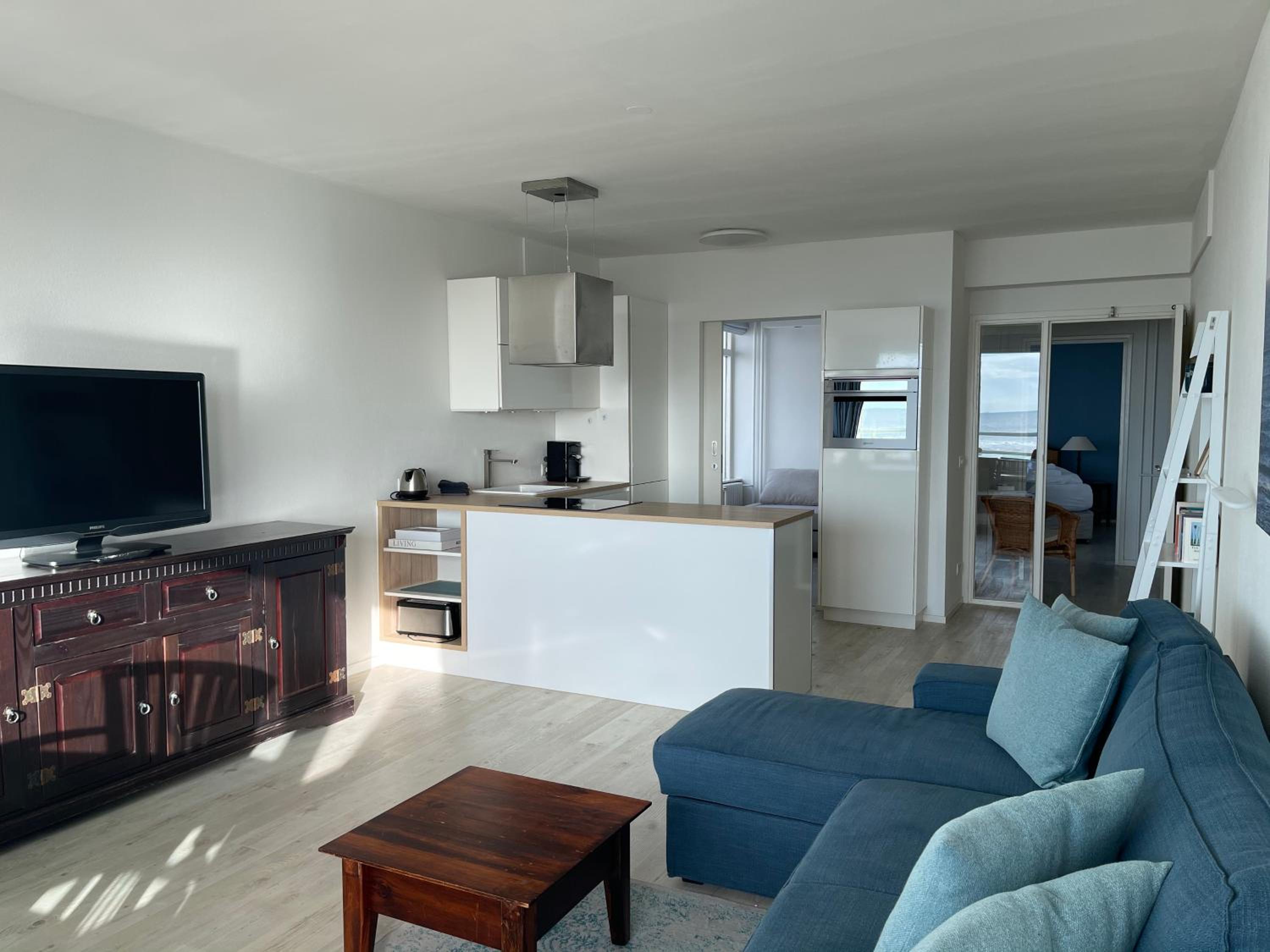 Two-Bedroom Apartment - Photo 28