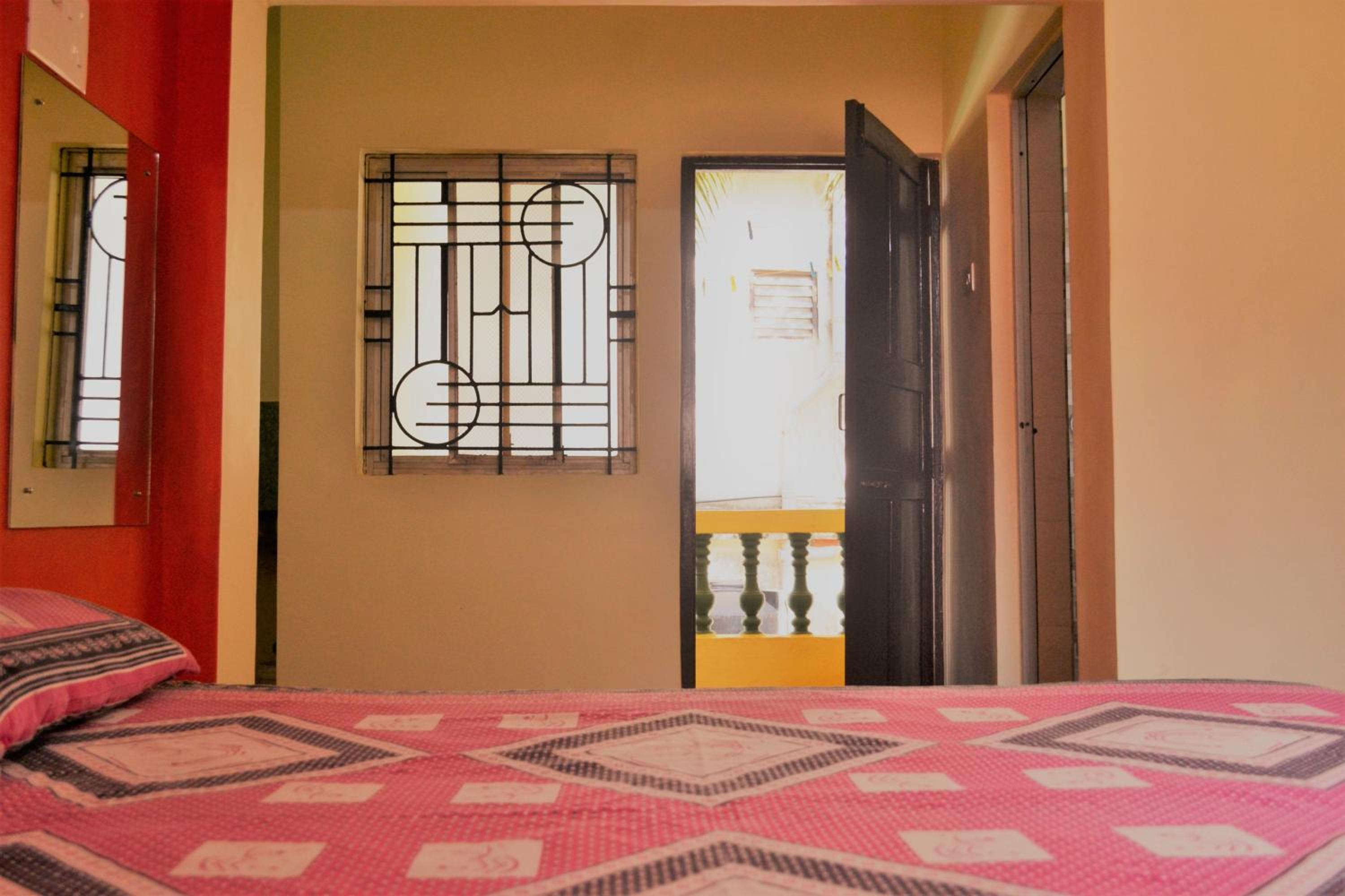 Large Double Room photo 1