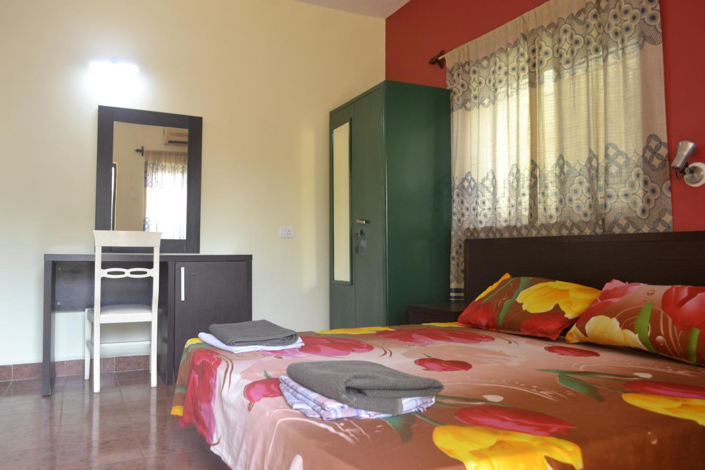 Deluxe Double Room with Balcony photo 1