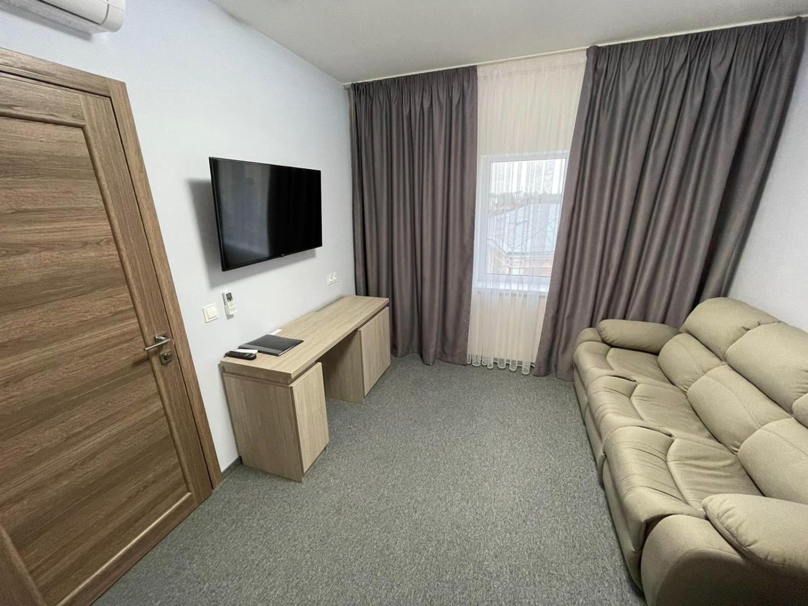 Two-Bedroom Suite