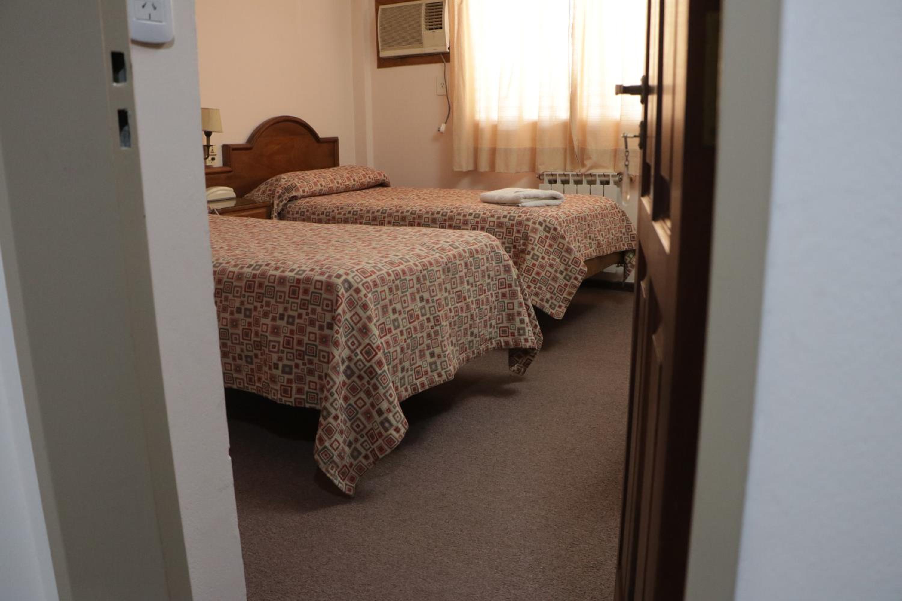 Twin Room with Private Bathroom