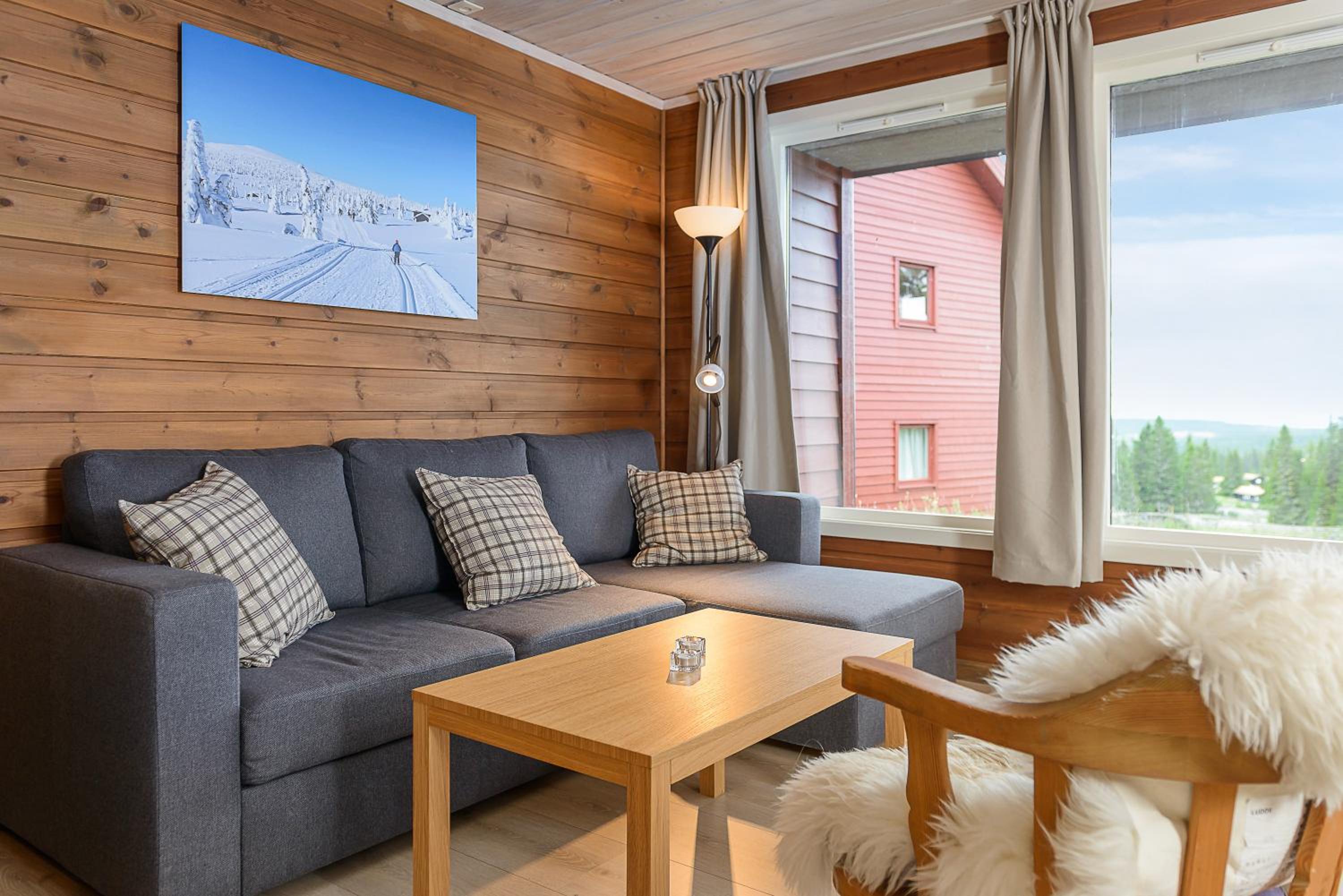 Apartment with Mountain View - Photo 17
