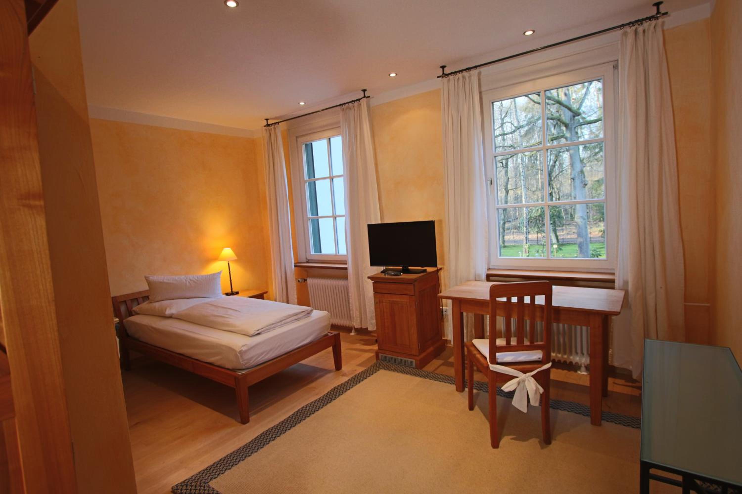 Comfort Single Room