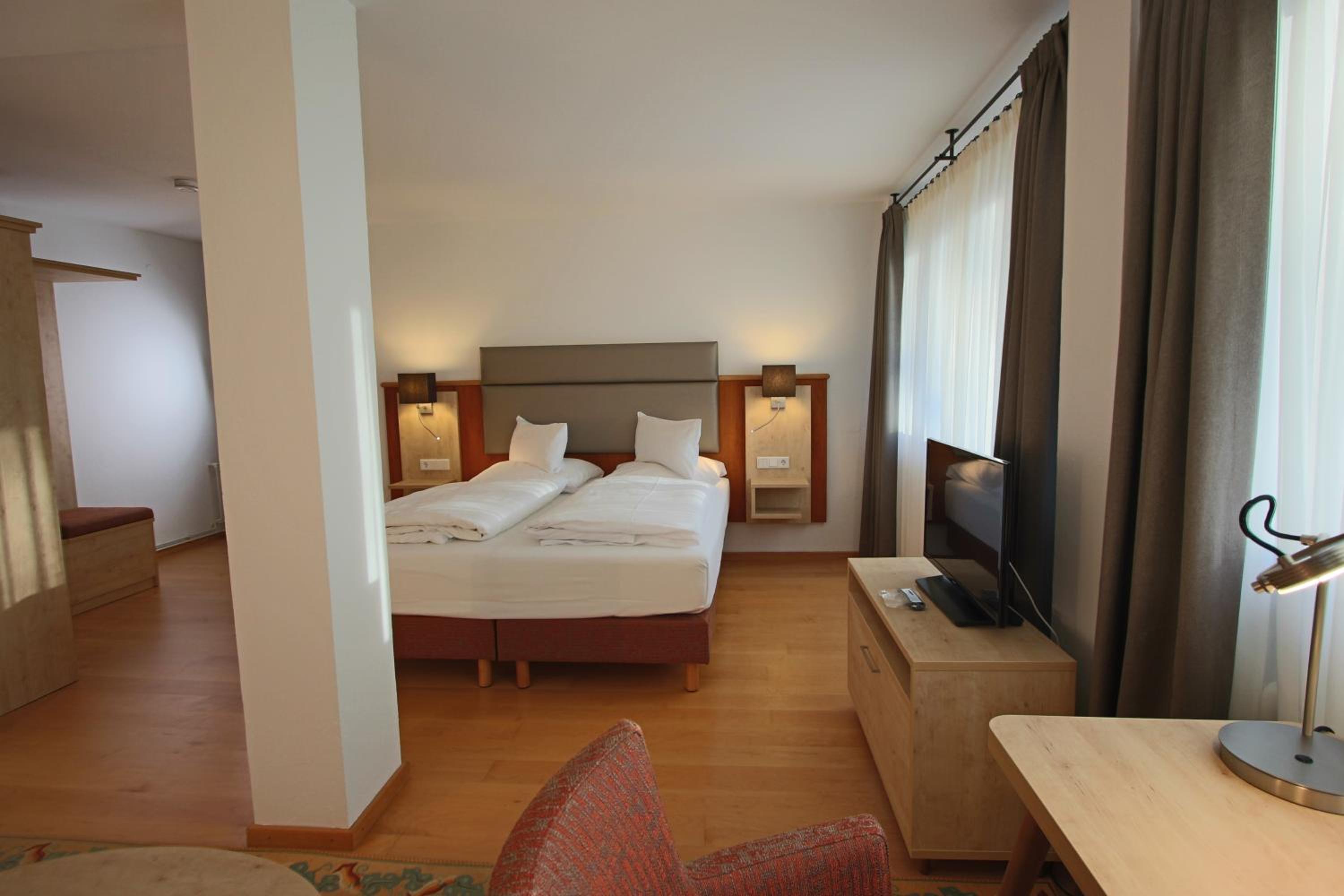 Apartment - Photo 3