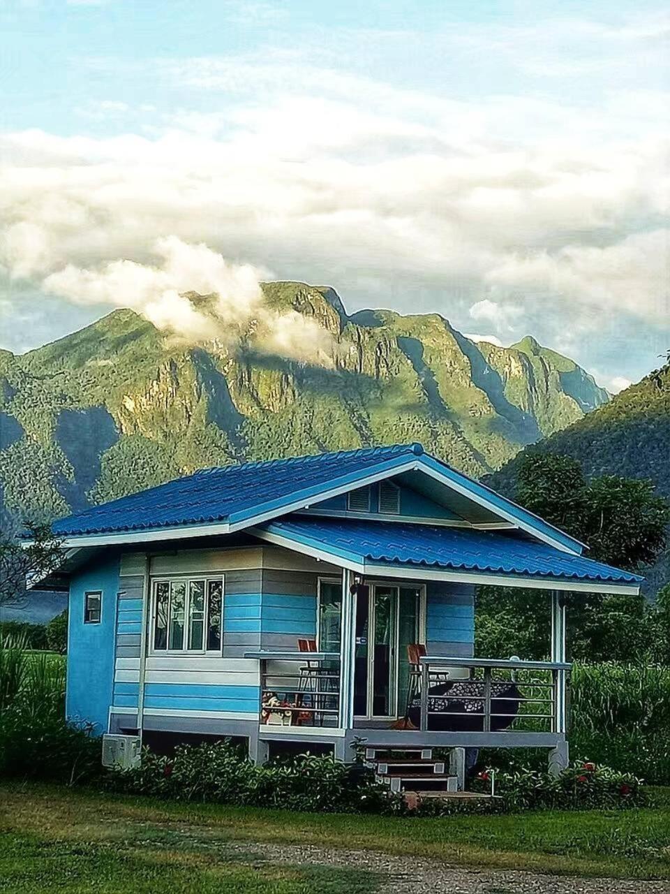 One-Bedroom House - Photo 29