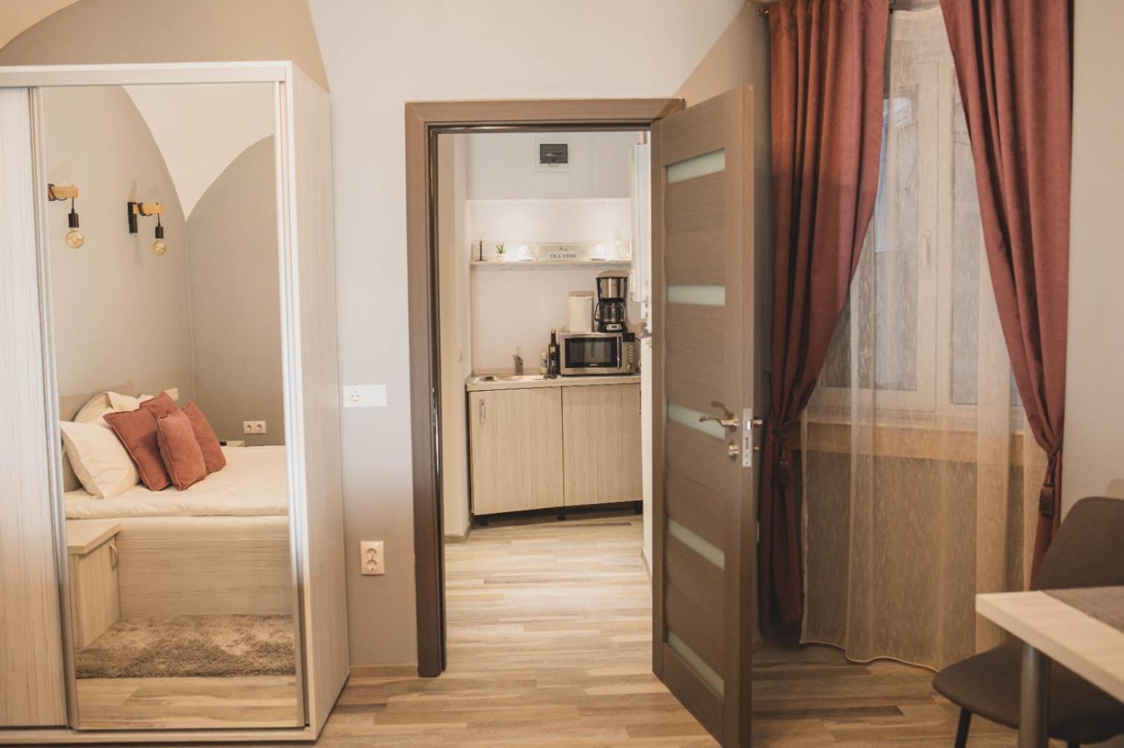 One-Bedroom Apartment - Photo 10