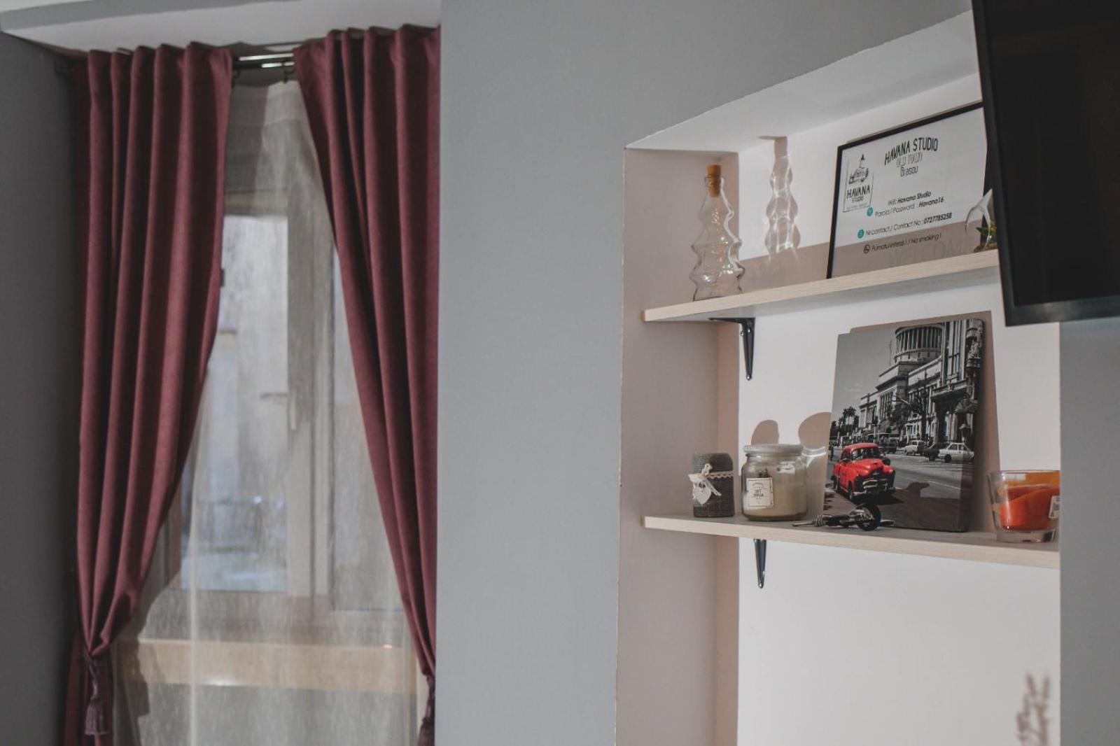 One-Bedroom Apartment - Photo 17