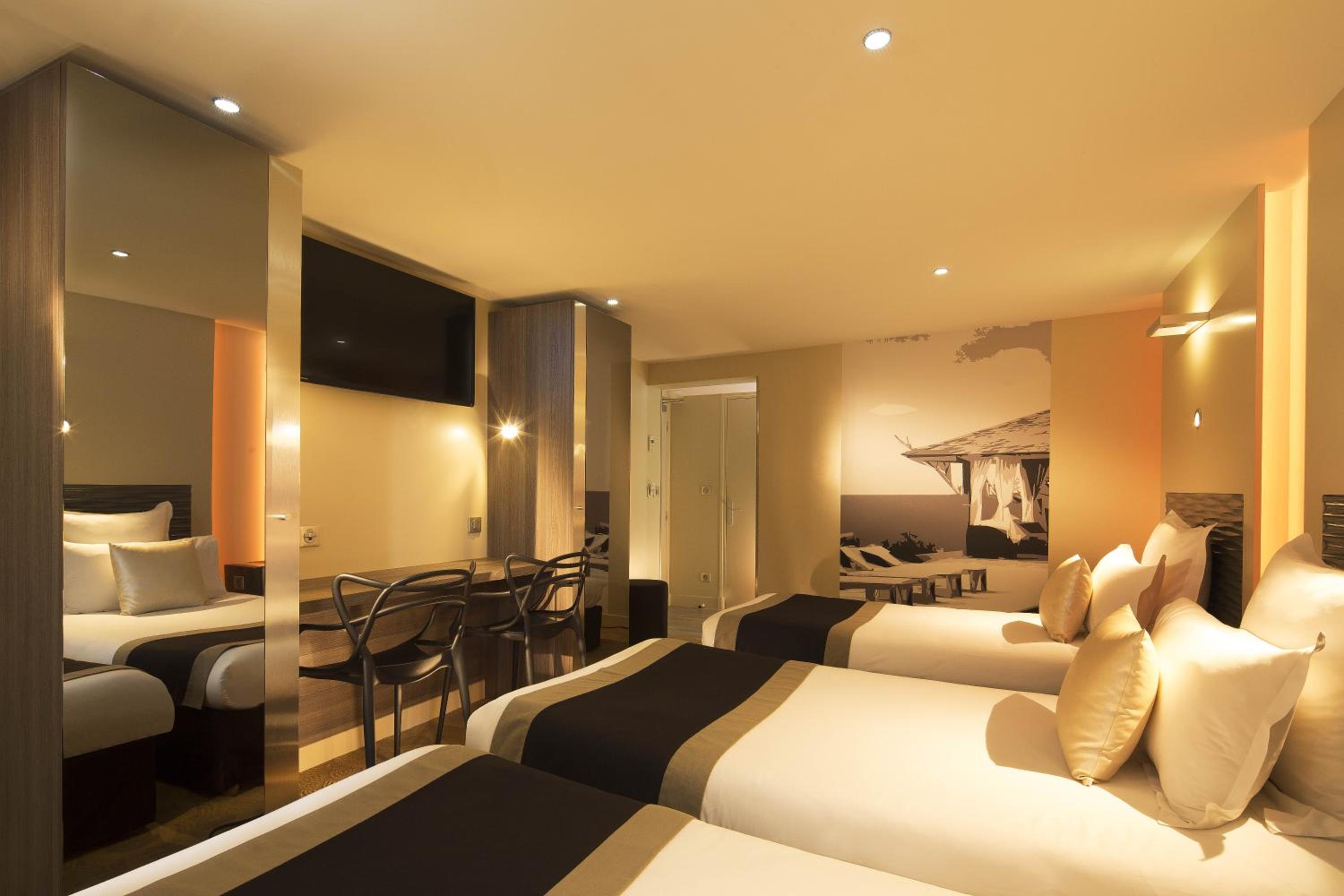 Comfort Triple Room