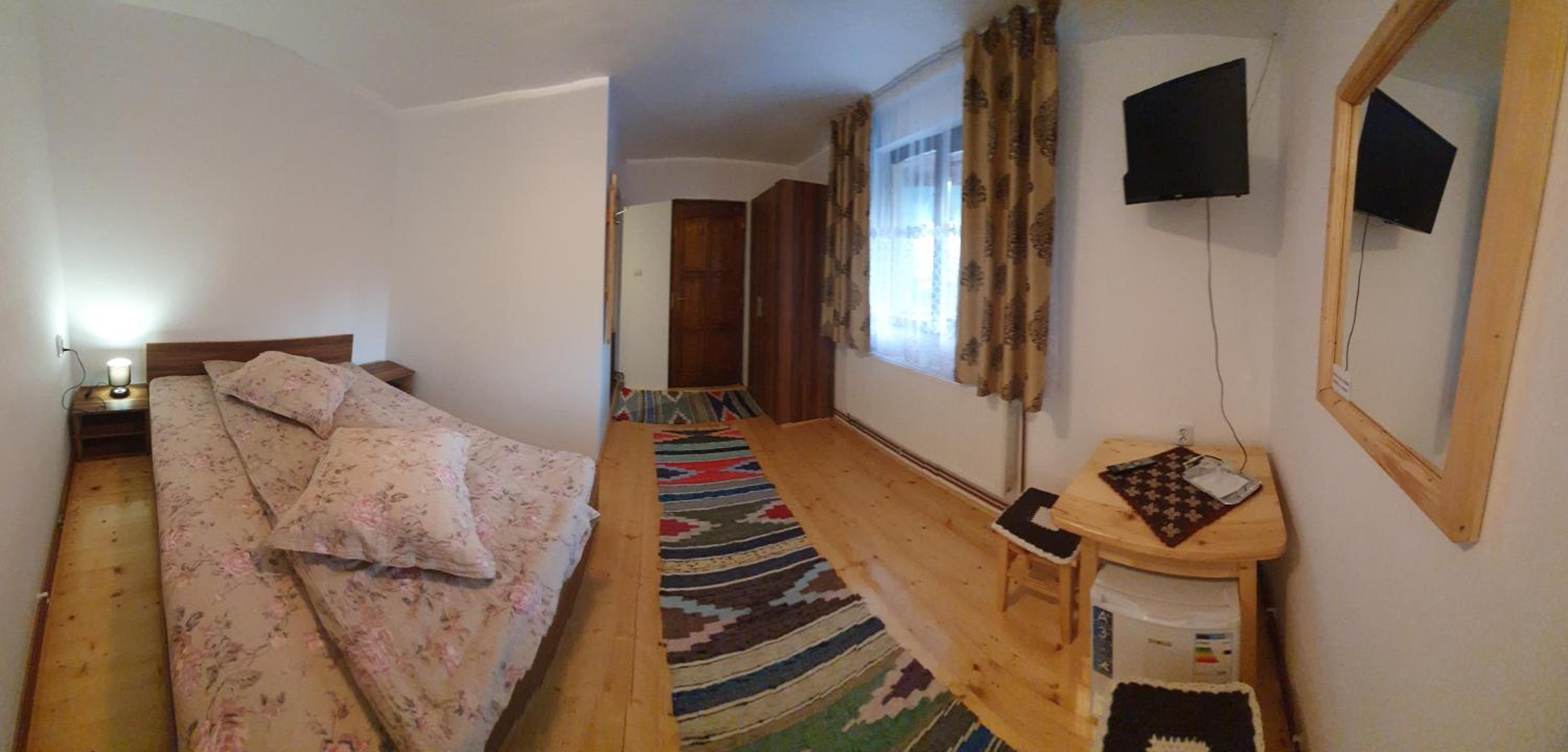 Double Room with Private Bathroom photo 1