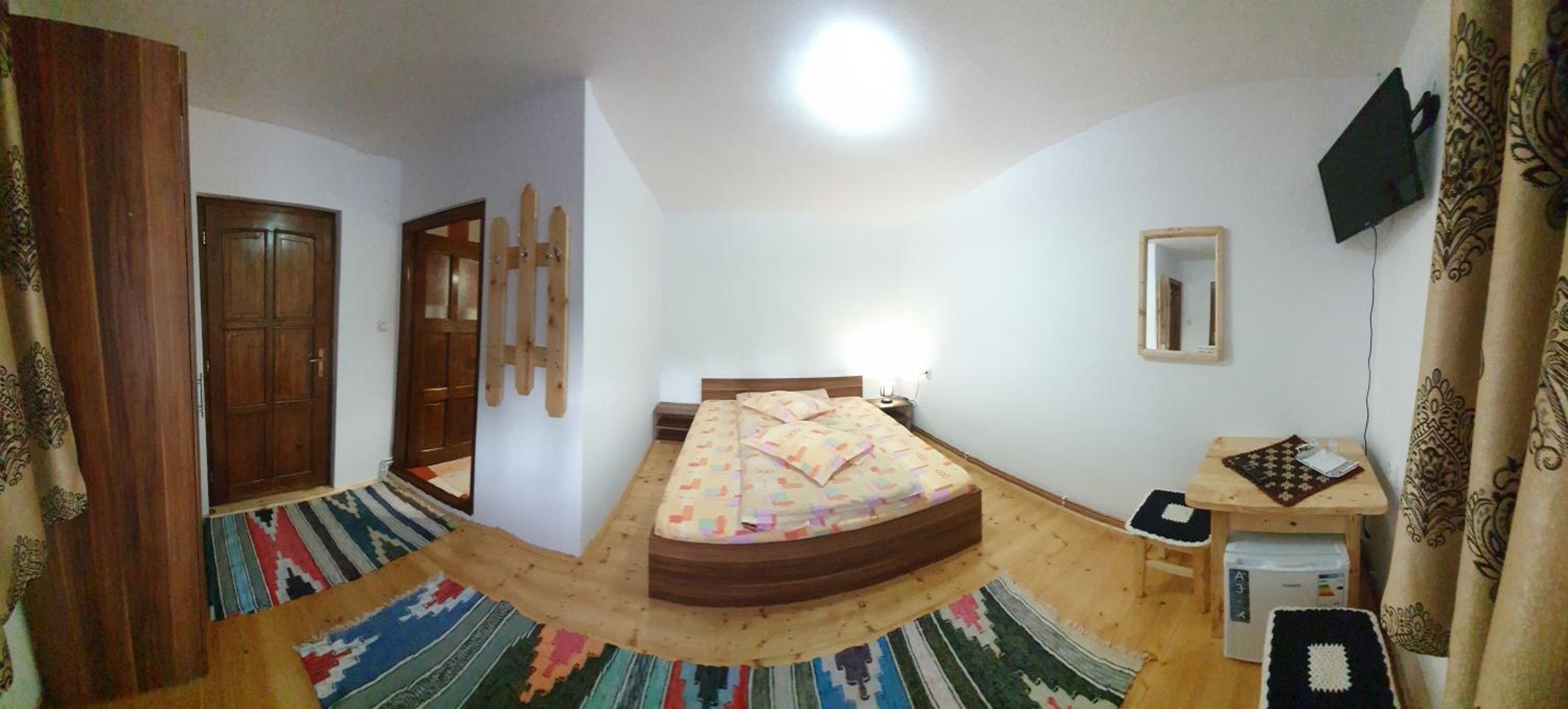 Double Room with Private Bathroom photo 3